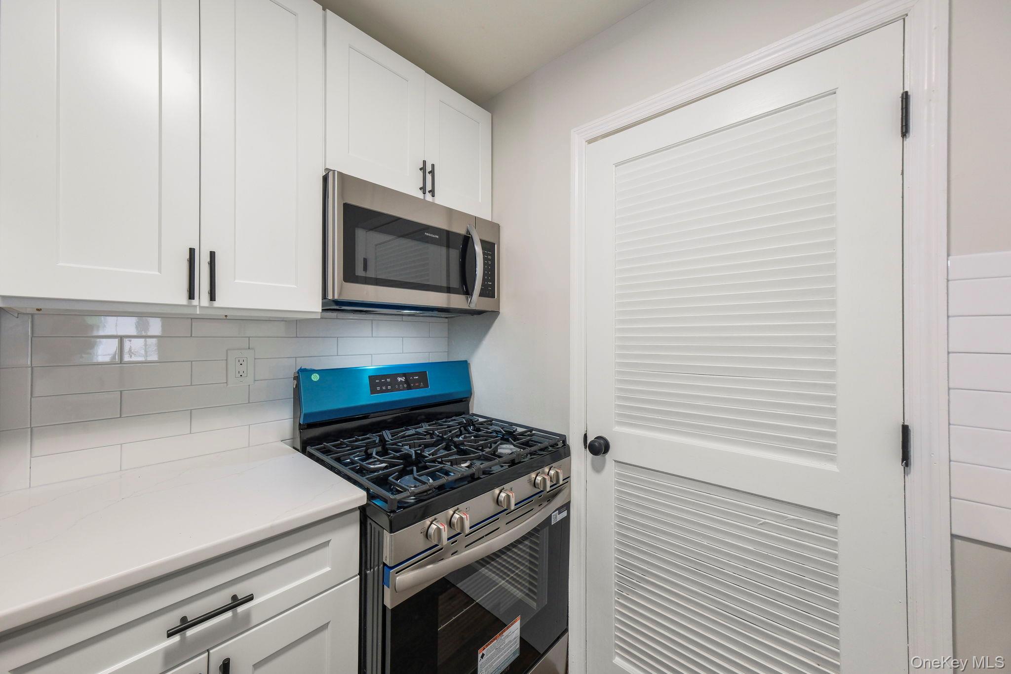308 Magnolia Court Property Photo 4