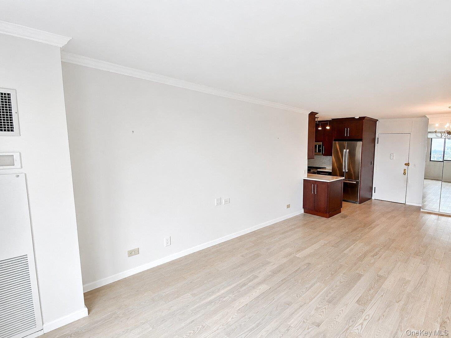26910 Grand Central Parkway 31p Property Photo 4