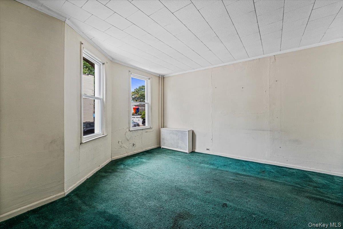 54-18 Nurge Avenue Property Photo 5