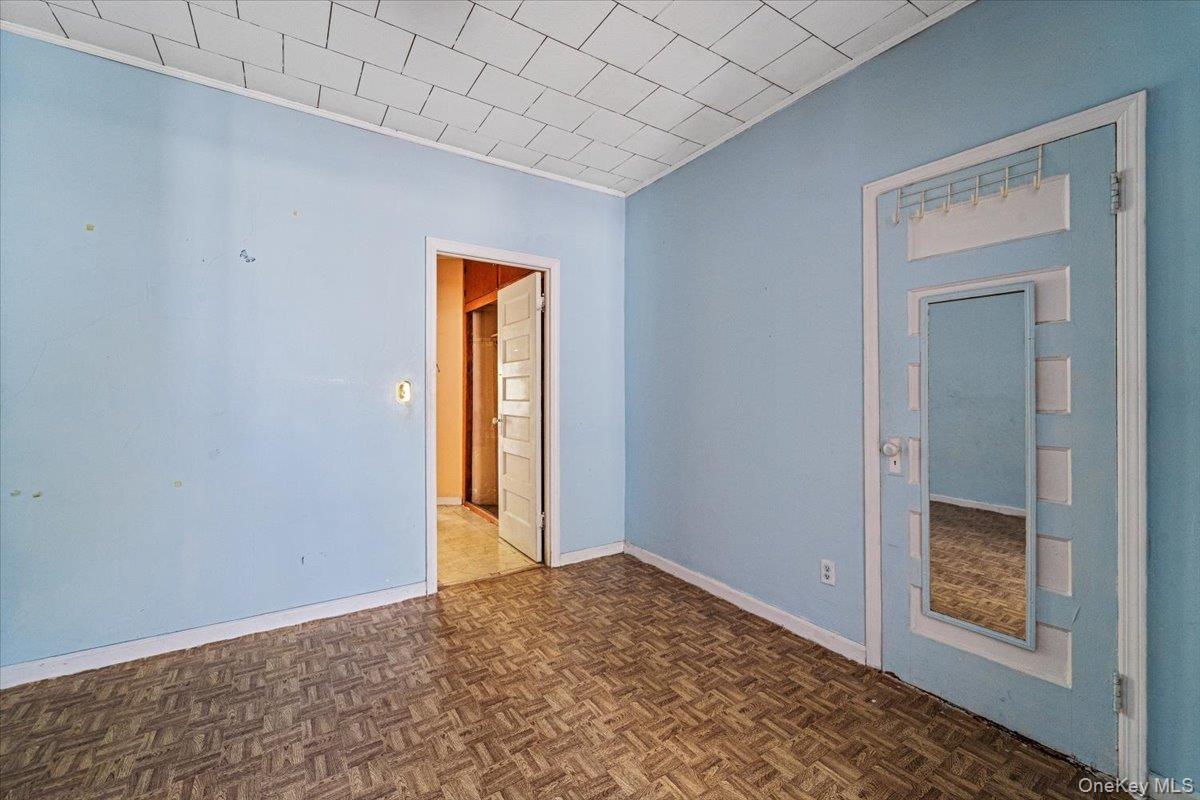 54-18 Nurge Avenue Property Photo 14