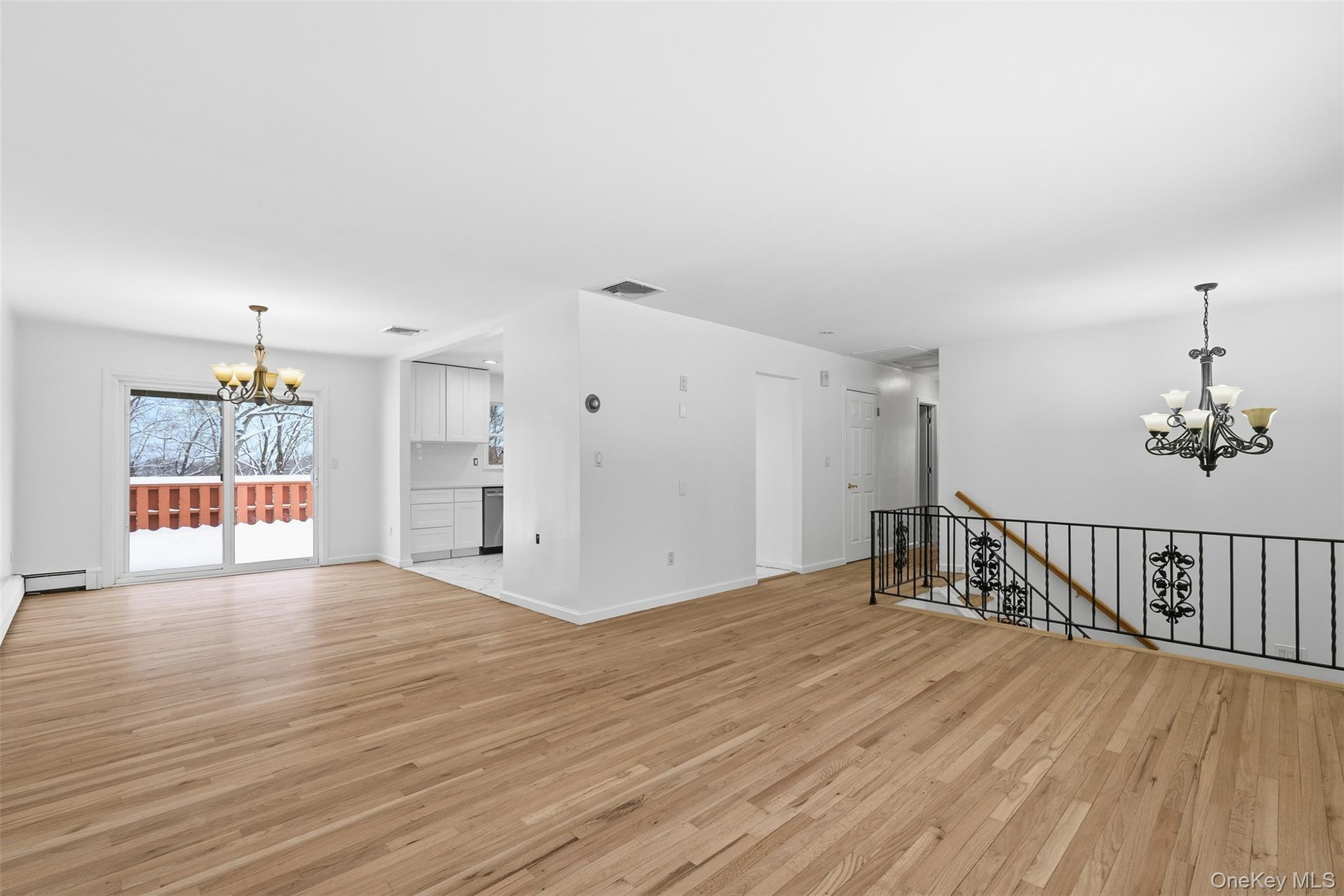 1618 Morningview Drive Property Photo 8