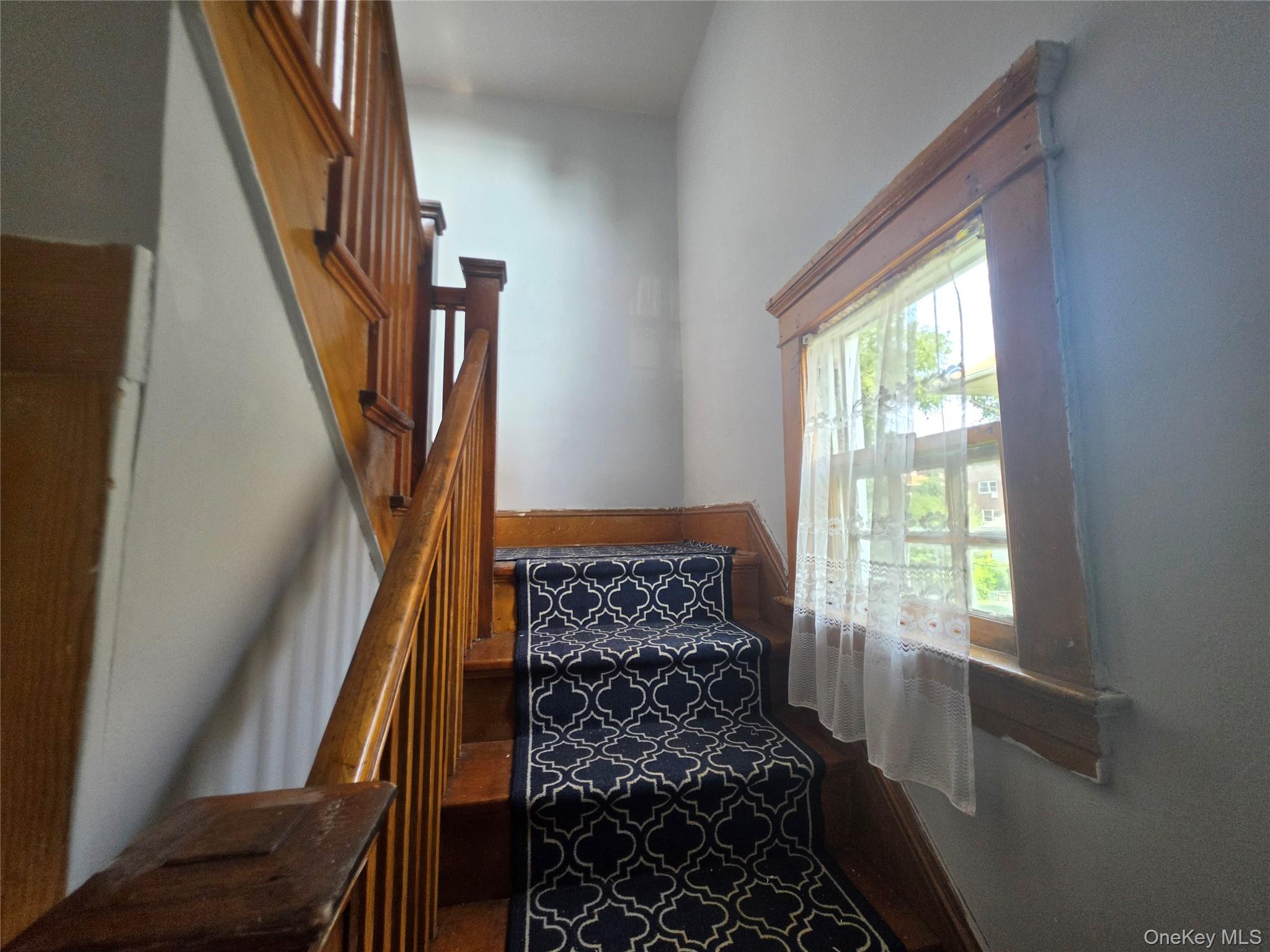 81 Waring Place Unit #2 Property Photo 2
