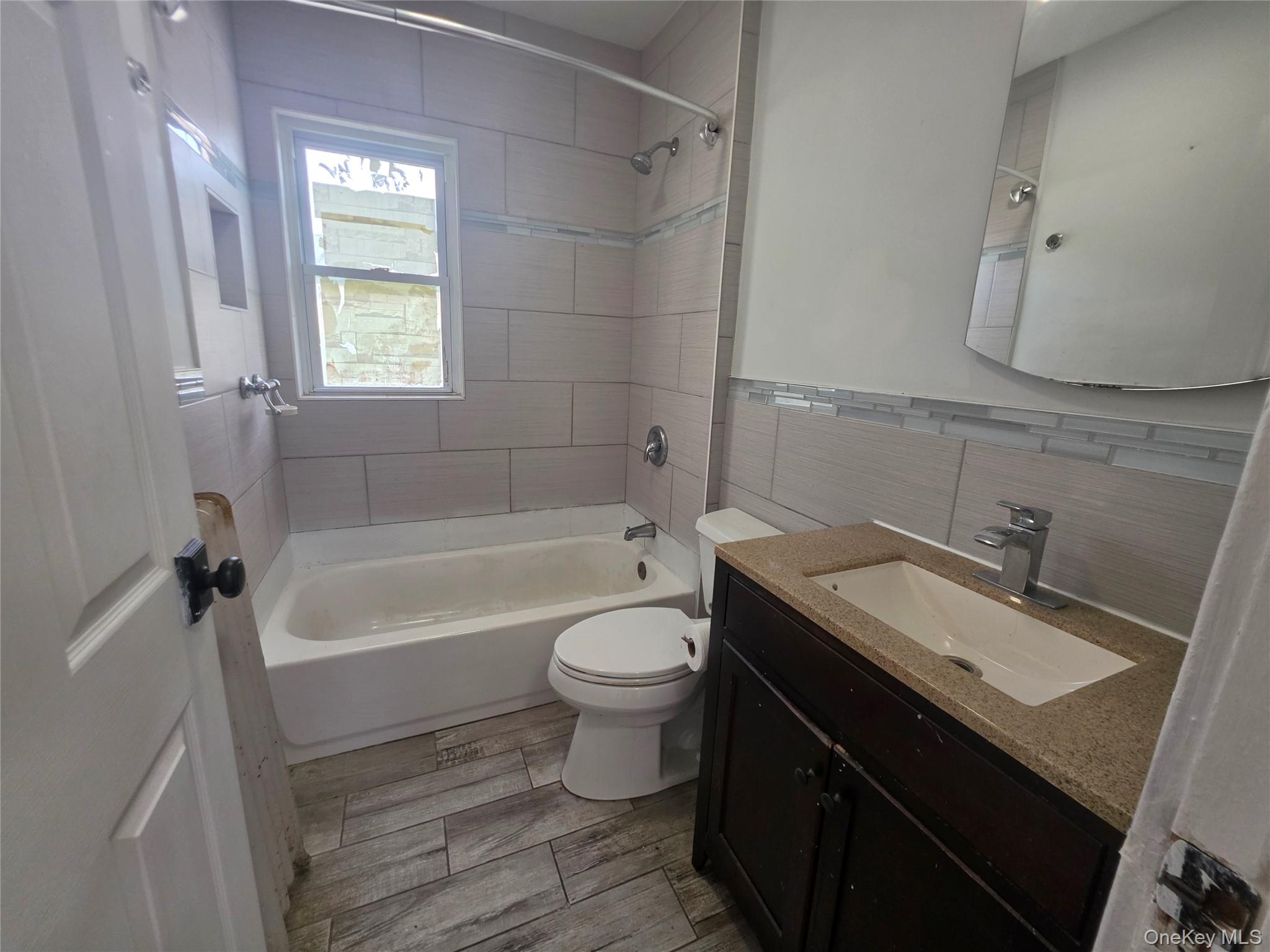 81 Waring Place Unit #2 Property Photo 20