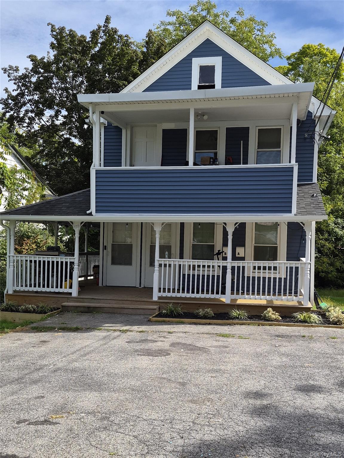120 Vineyard Avenue Property Photo 1