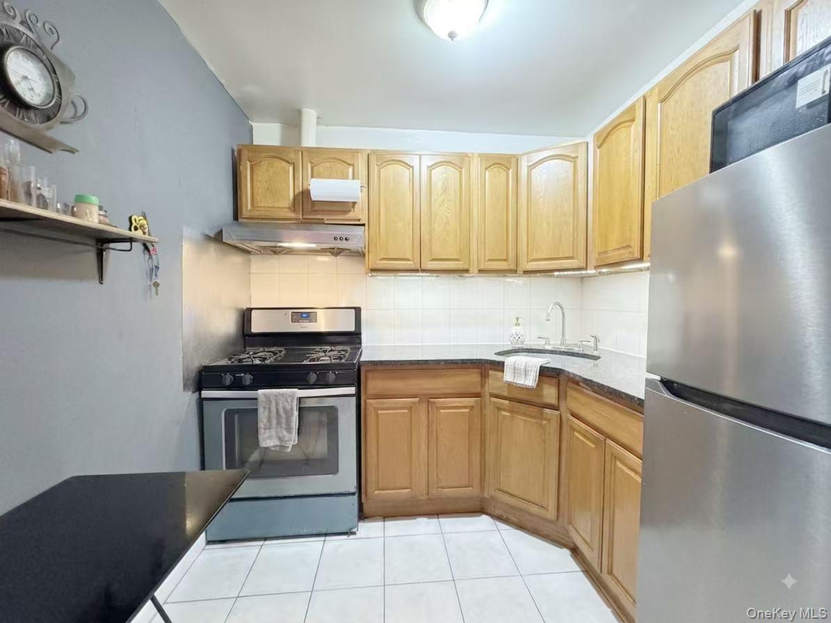 42-03 156th Street Property Photo 2