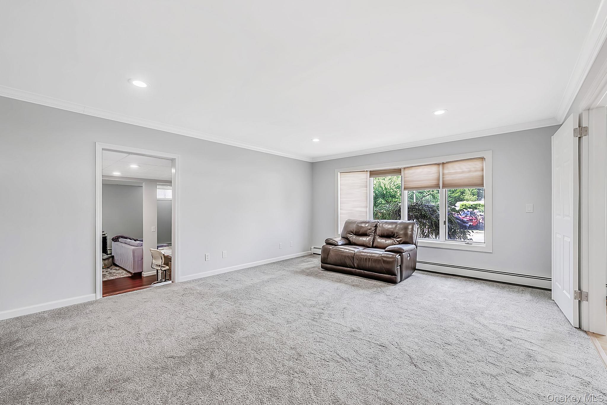 52 Manhattan Avenue Property Photo 22