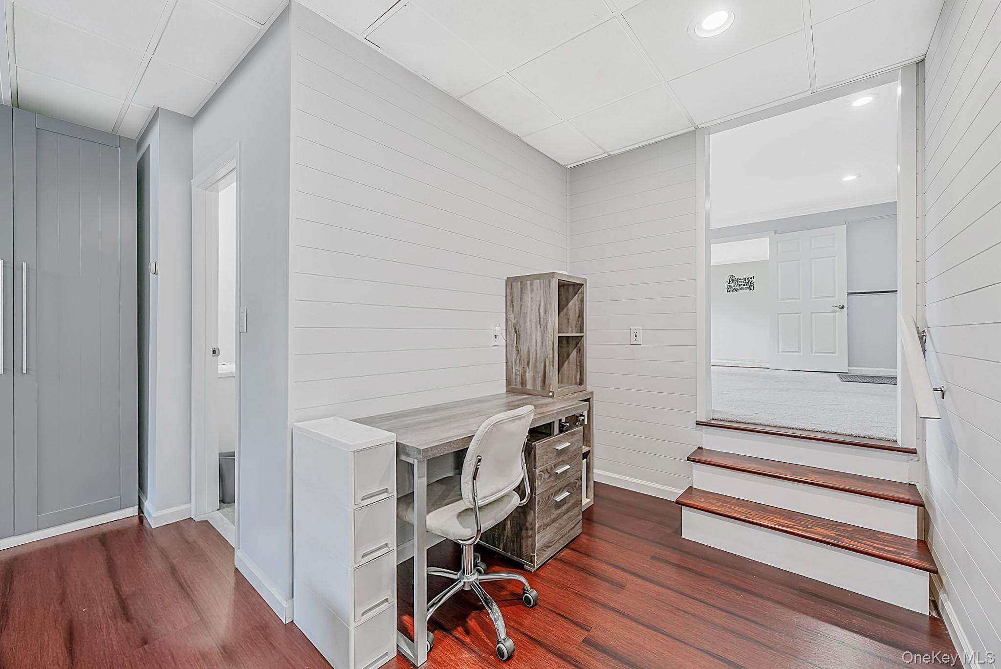 52 Manhattan Avenue Property Photo 27