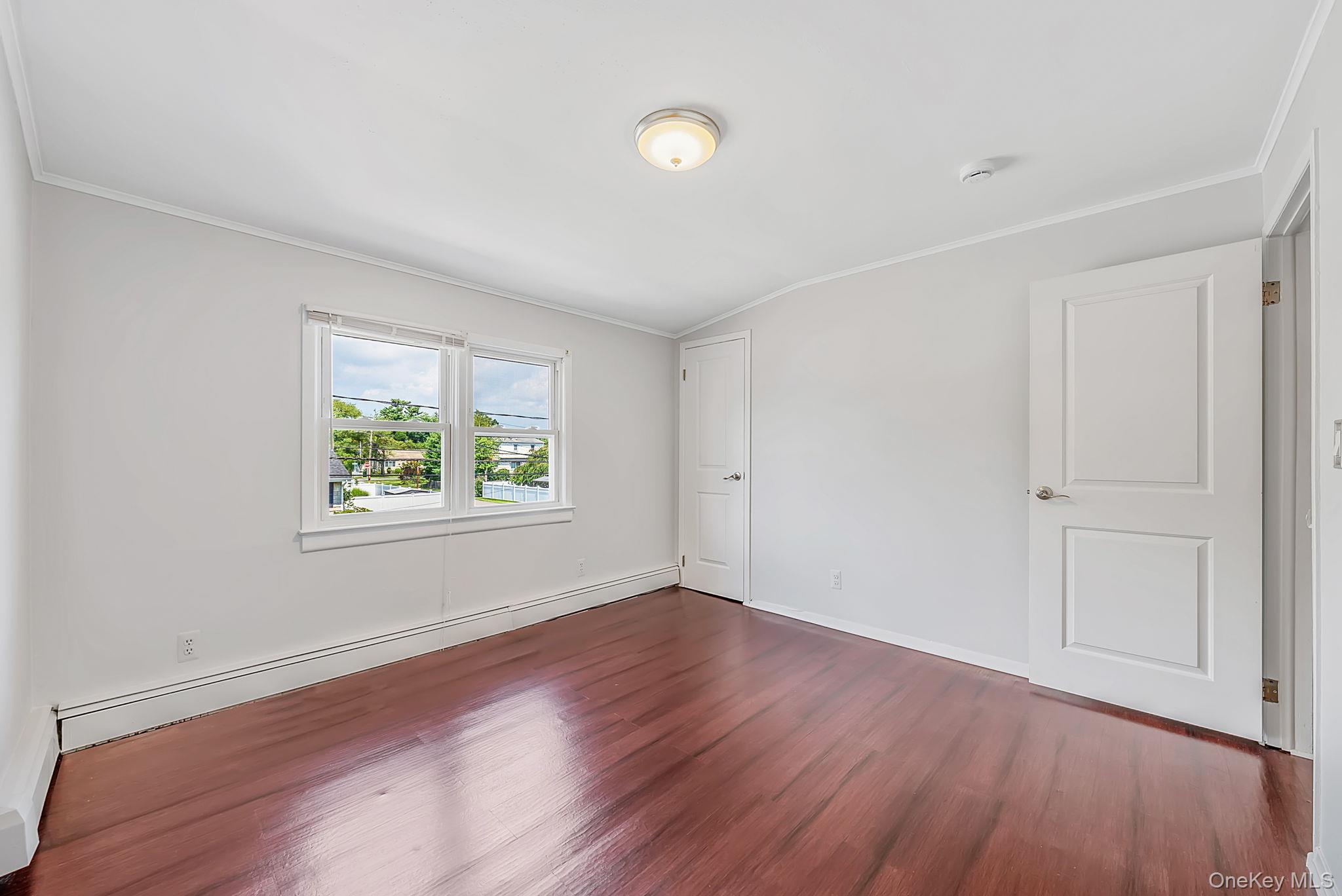 52 Manhattan Avenue Property Photo 32