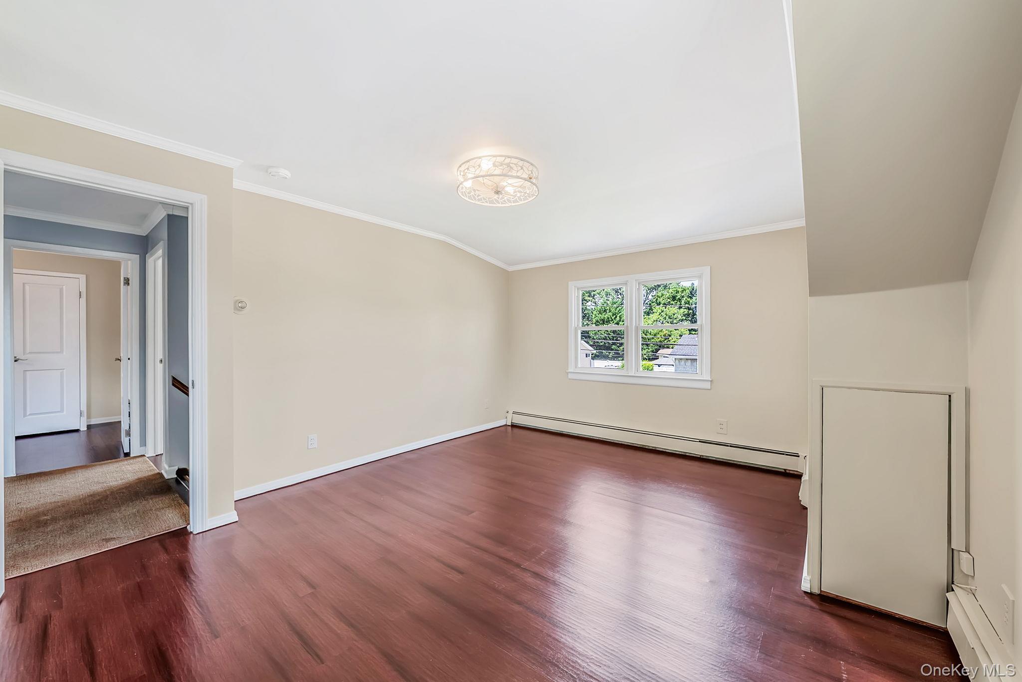 52 Manhattan Avenue Property Photo 35