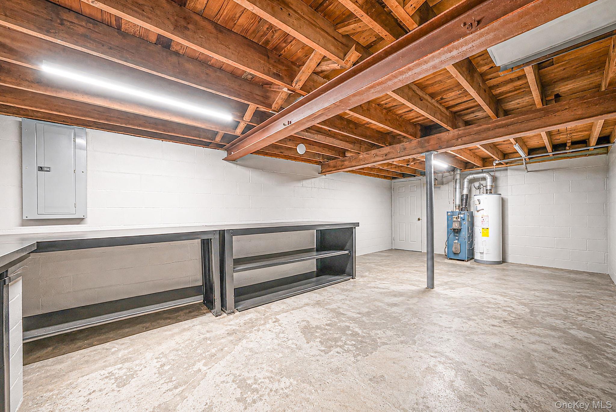 52 Manhattan Avenue Property Photo 46