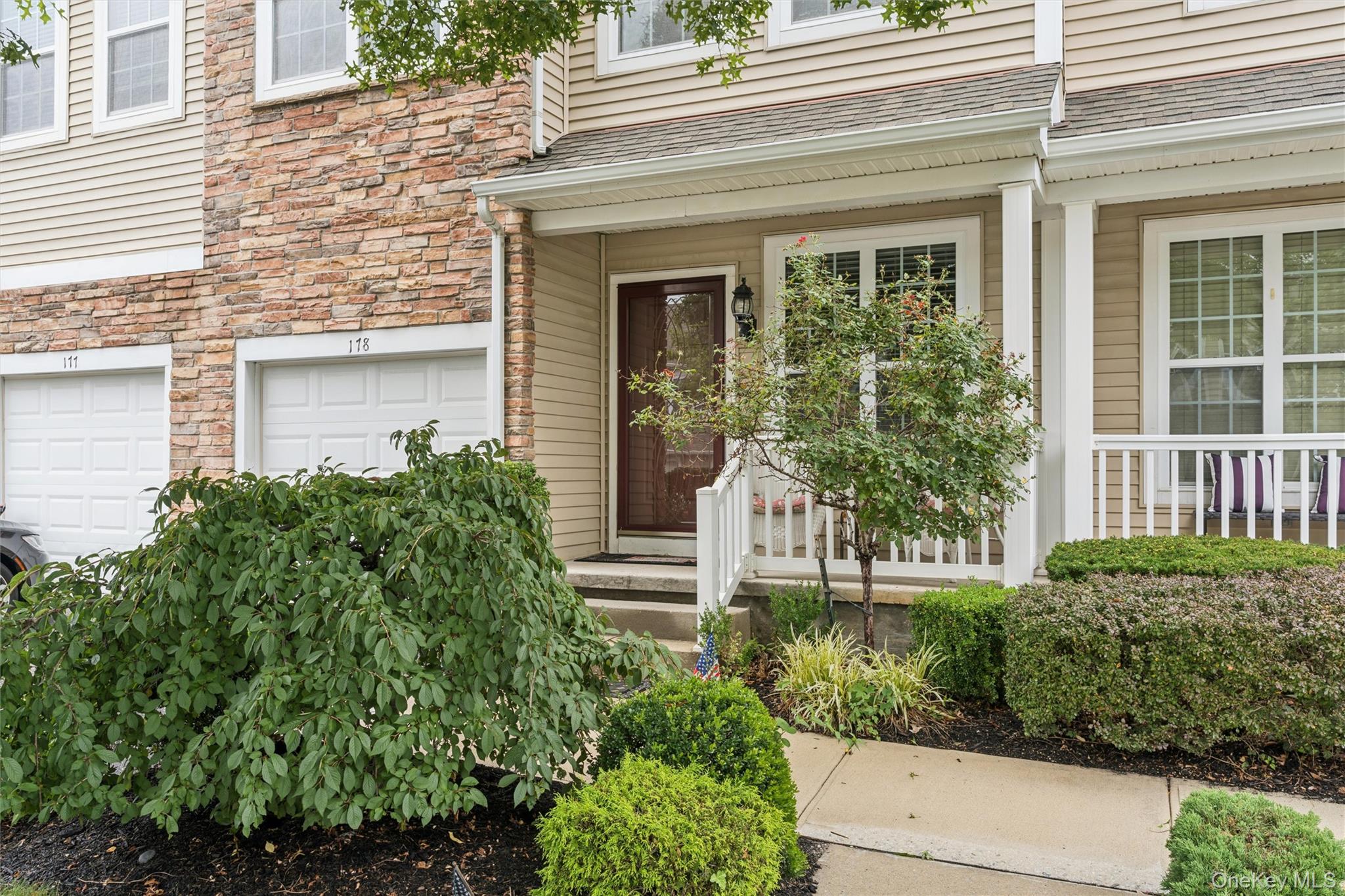 178 Southampton Drive Property Photo 2