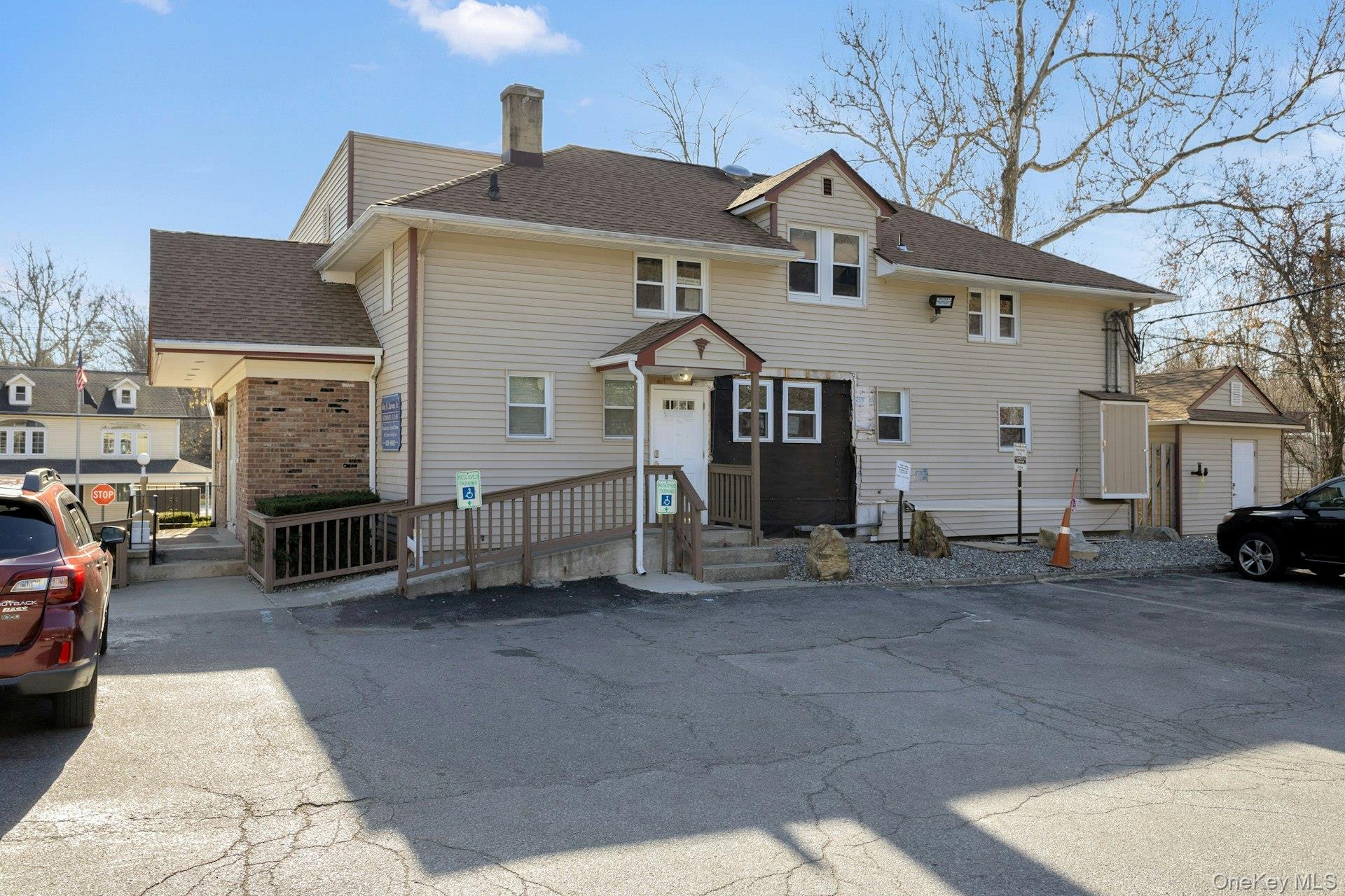 11 Peekskill Hollow Road Property Photo 3