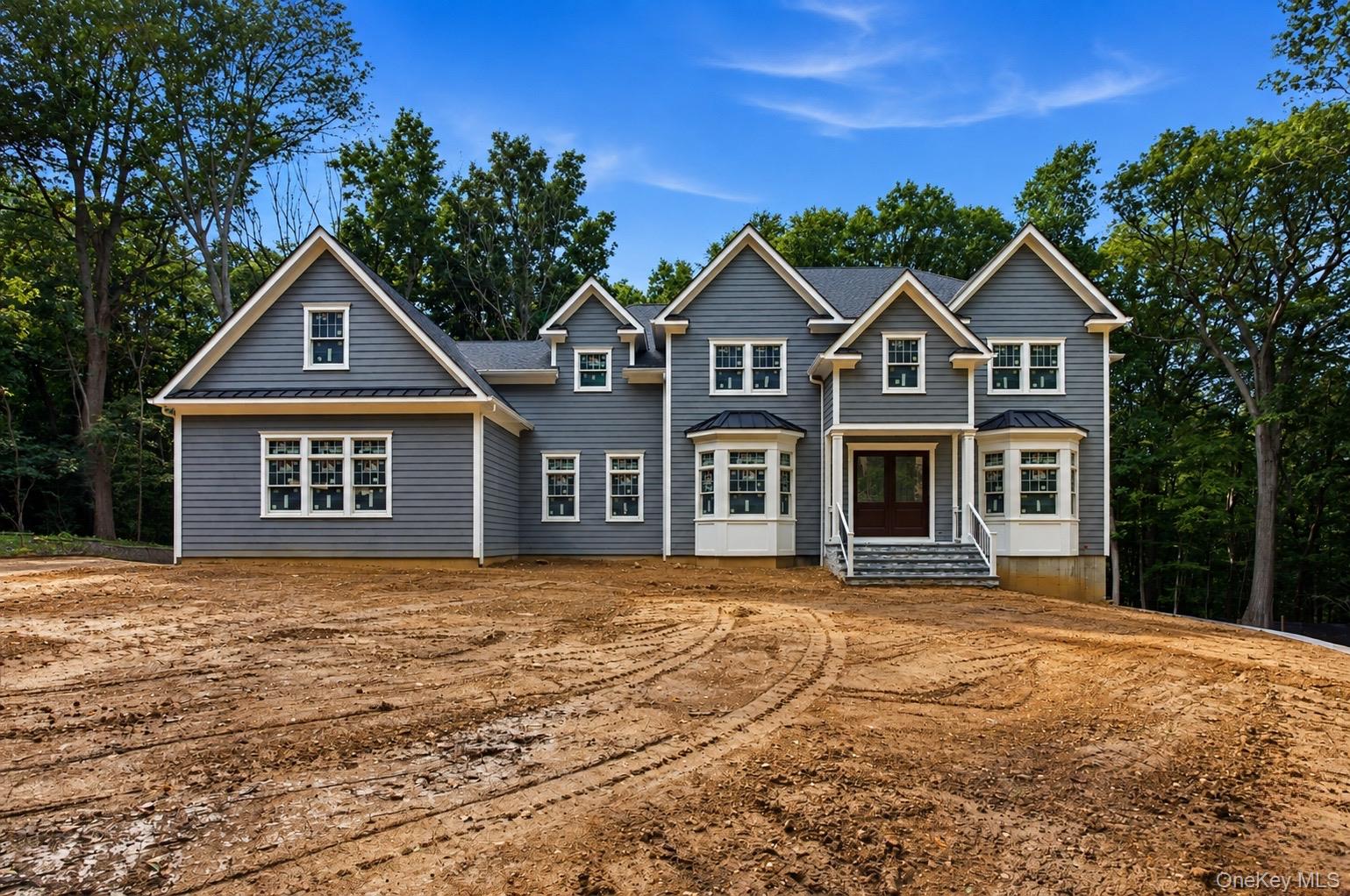 550 Moriches Road Property Photo 3