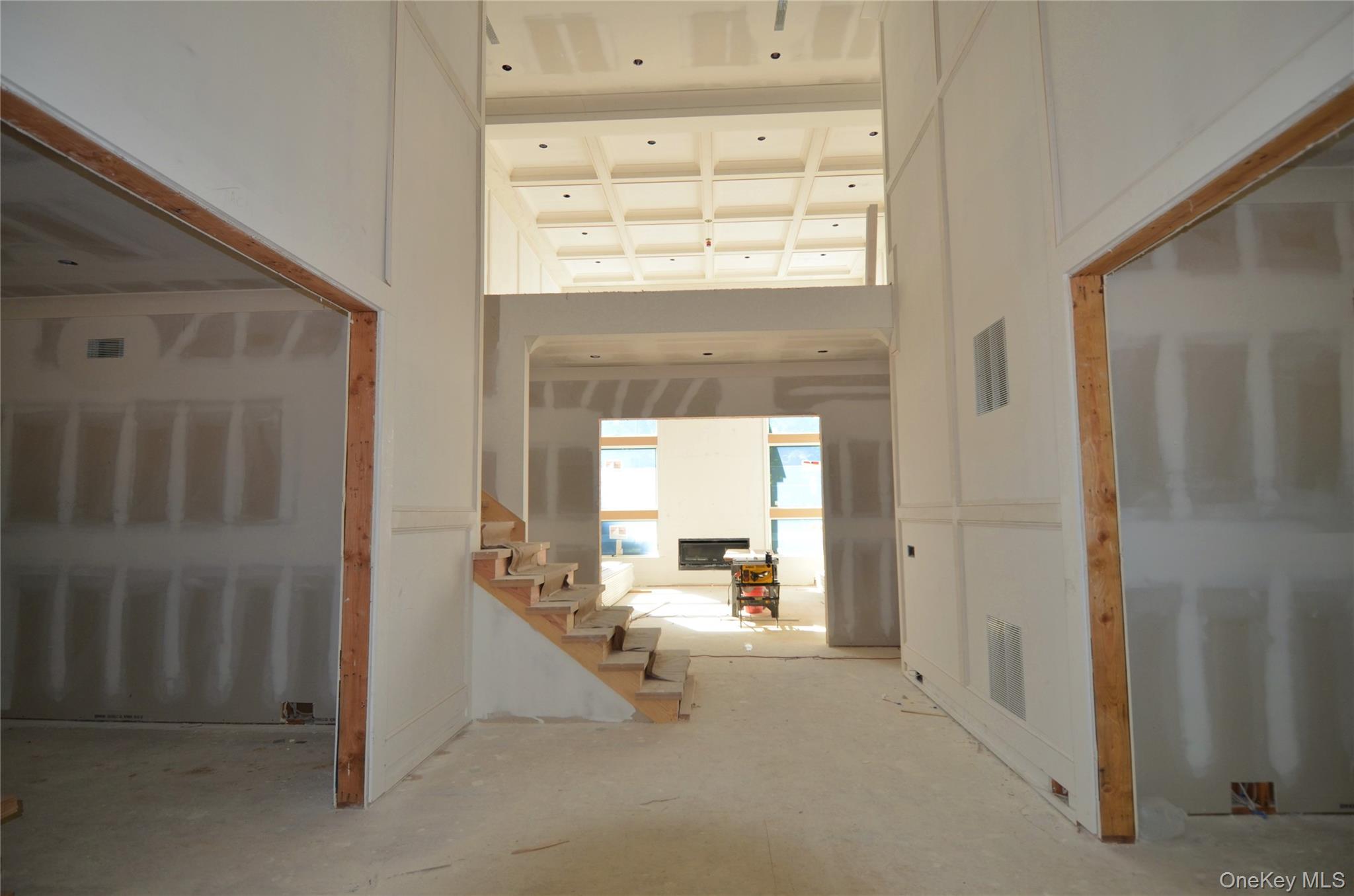 550 Moriches Road Property Photo 7