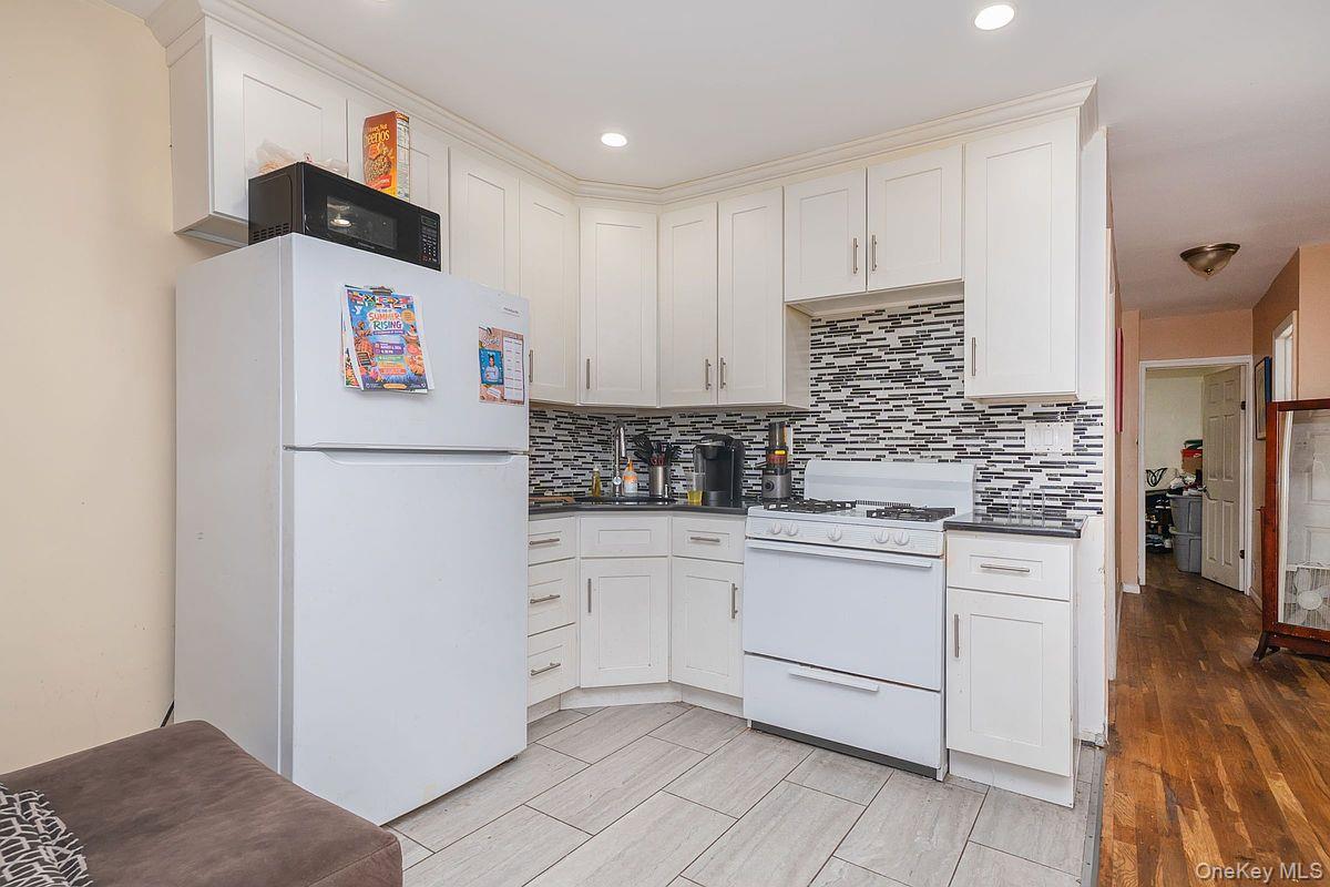 15813 Linden Boulevard Property Photo 11