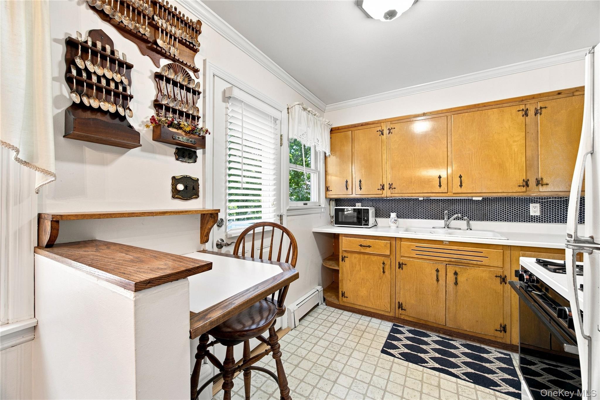2014 Allan Avenue Property Photo 8