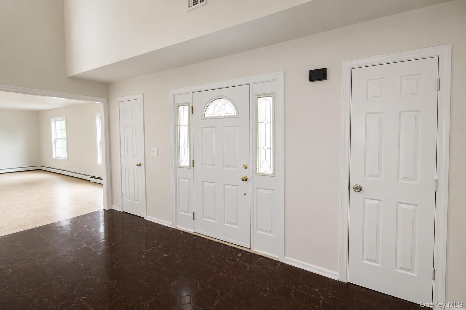 34 Lisa Court Property Photo 3