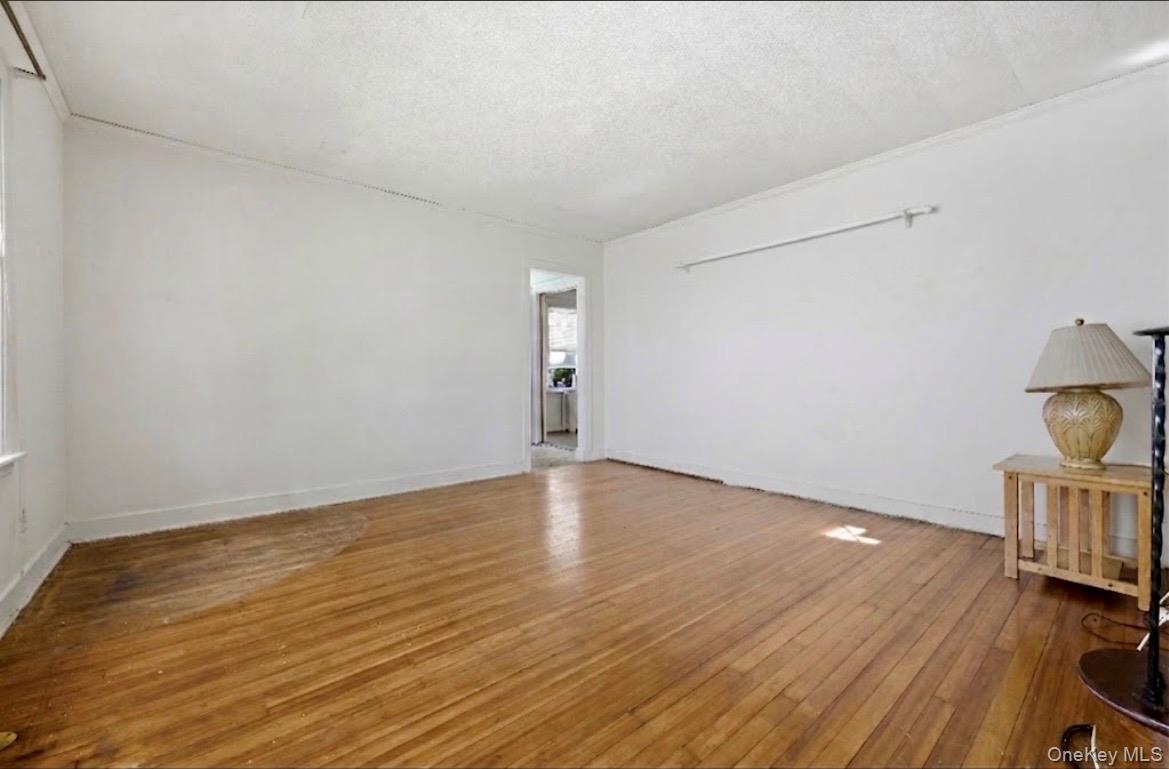 36 Hawthorne Street Property Photo 5