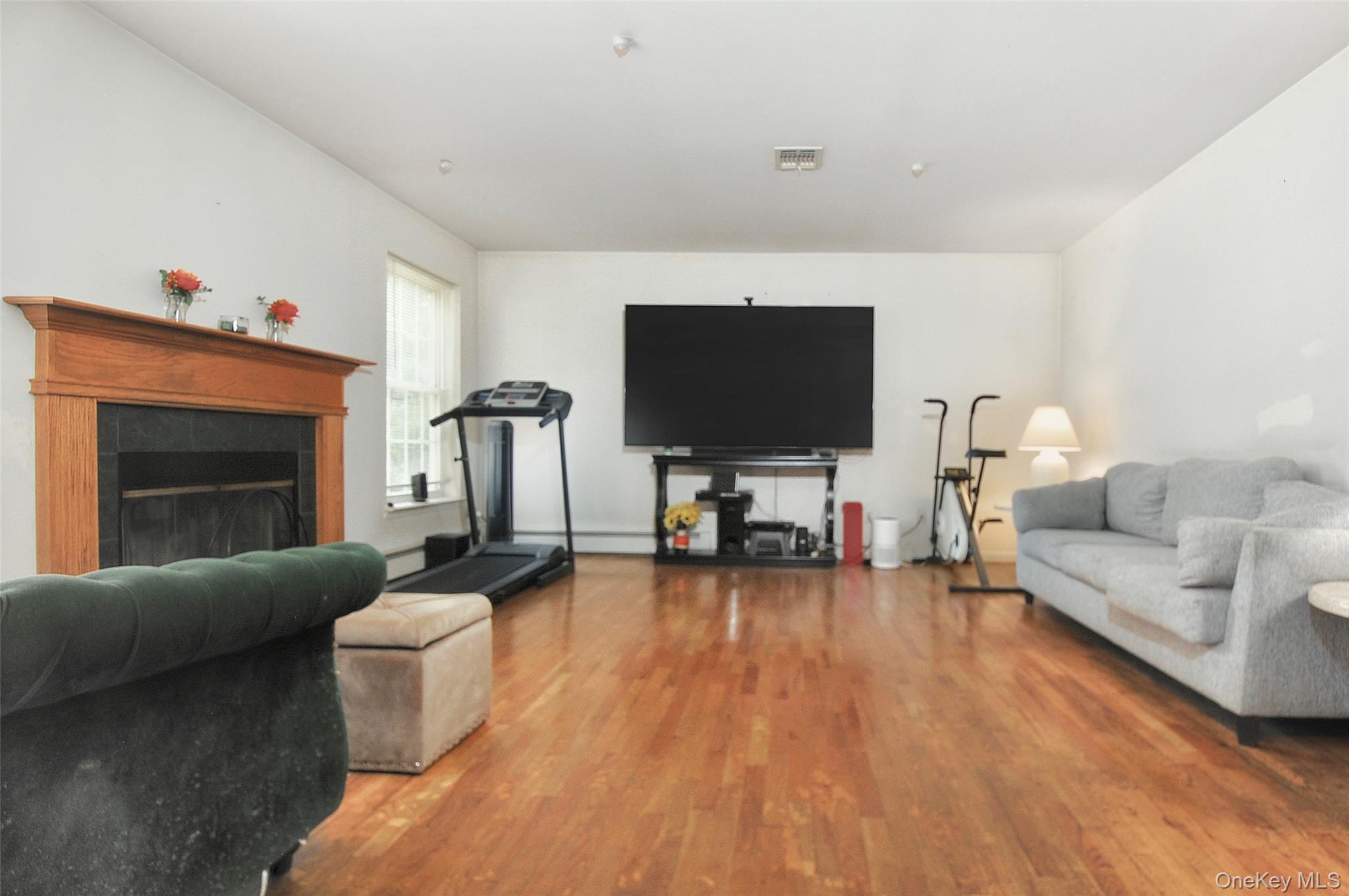 7 Frances Lane Property Photo 7