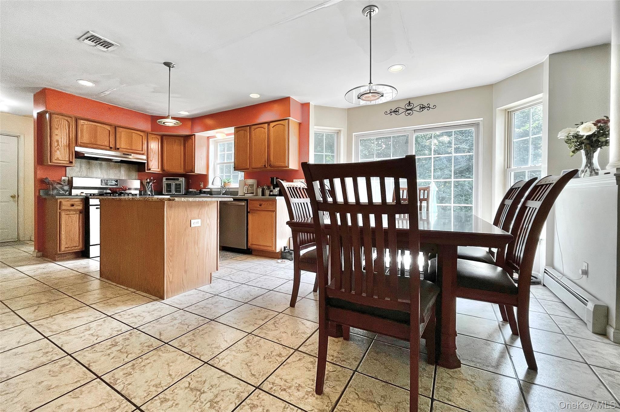 7 Frances Lane Property Photo 18