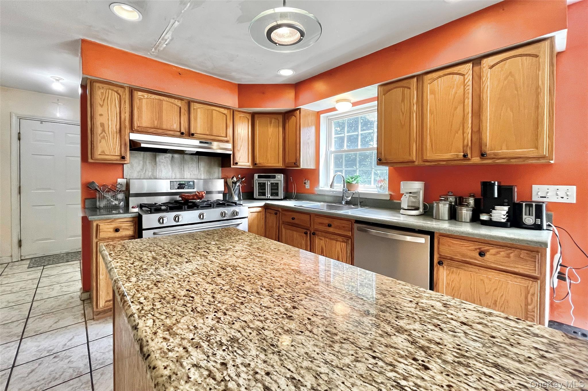 7 Frances Lane Property Photo 23