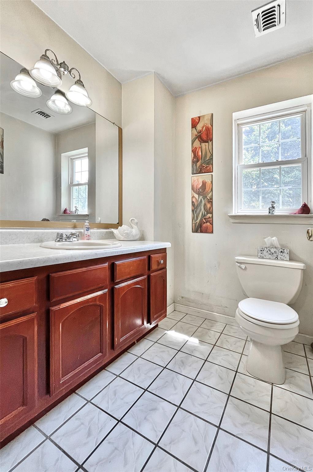 7 Frances Lane Property Photo 35