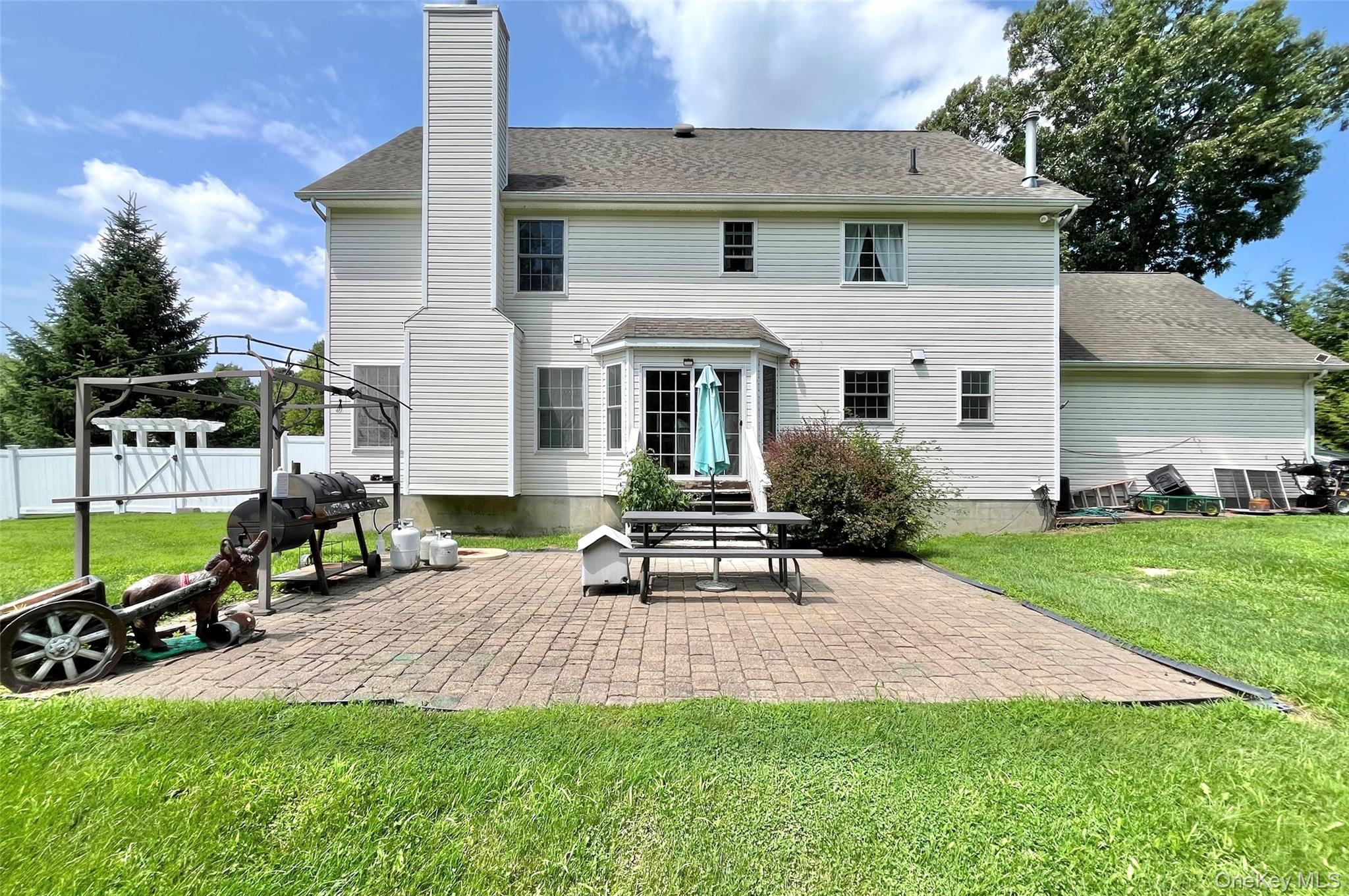 7 Frances Lane Property Photo 36