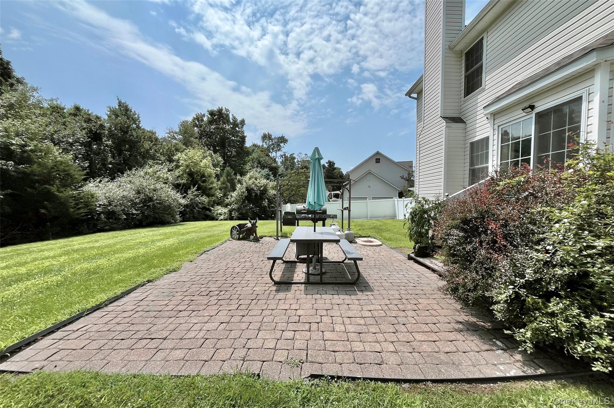 7 Frances Lane Property Photo 37