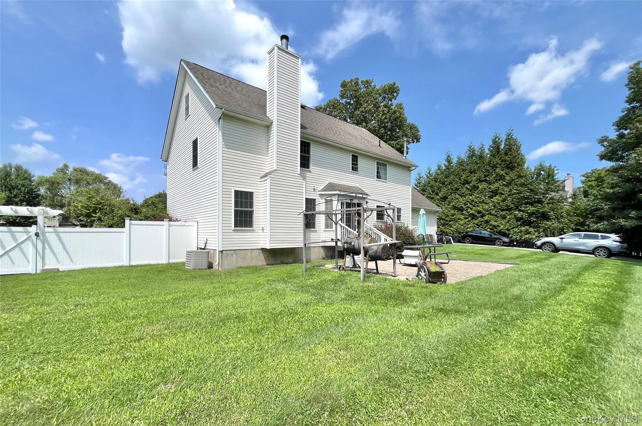 7 Frances Lane Property Photo 39