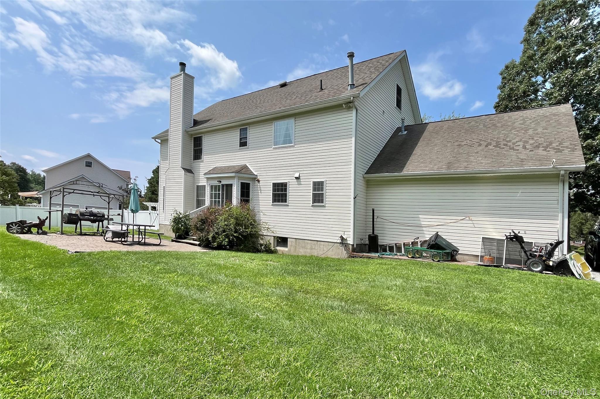 7 Frances Lane Property Photo 40