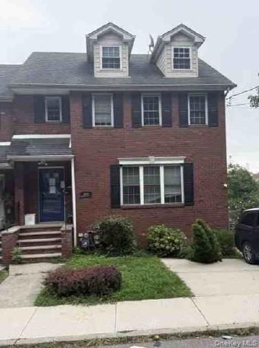 555 Van Duzer Street Property Photo 1