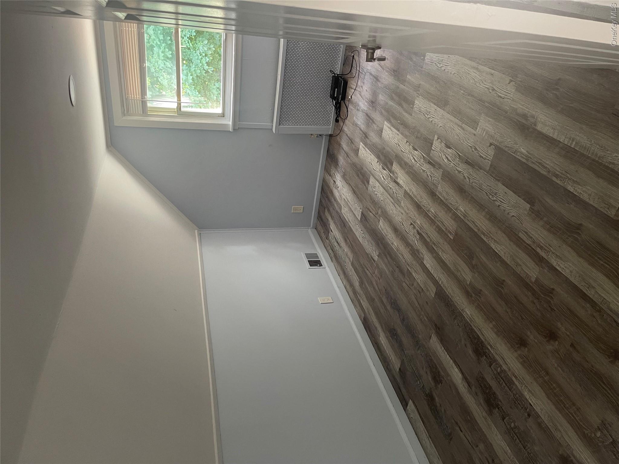 140 Nassau Avenue #2 Property Photo 8