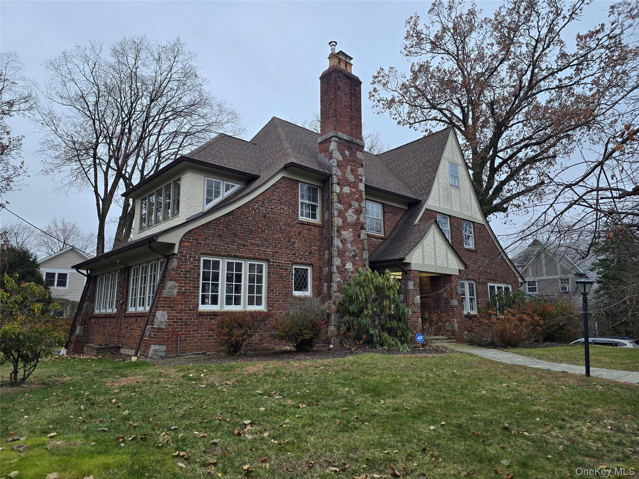 16 Bon Air Avenue Property Photo 2