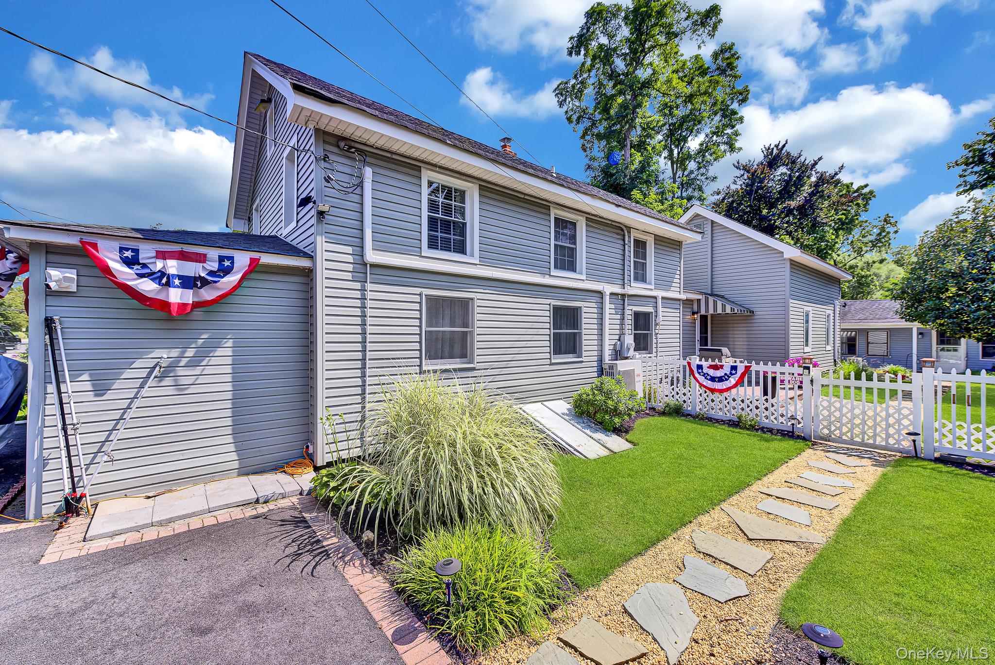 1116 Montauk Highway Property Photo 2