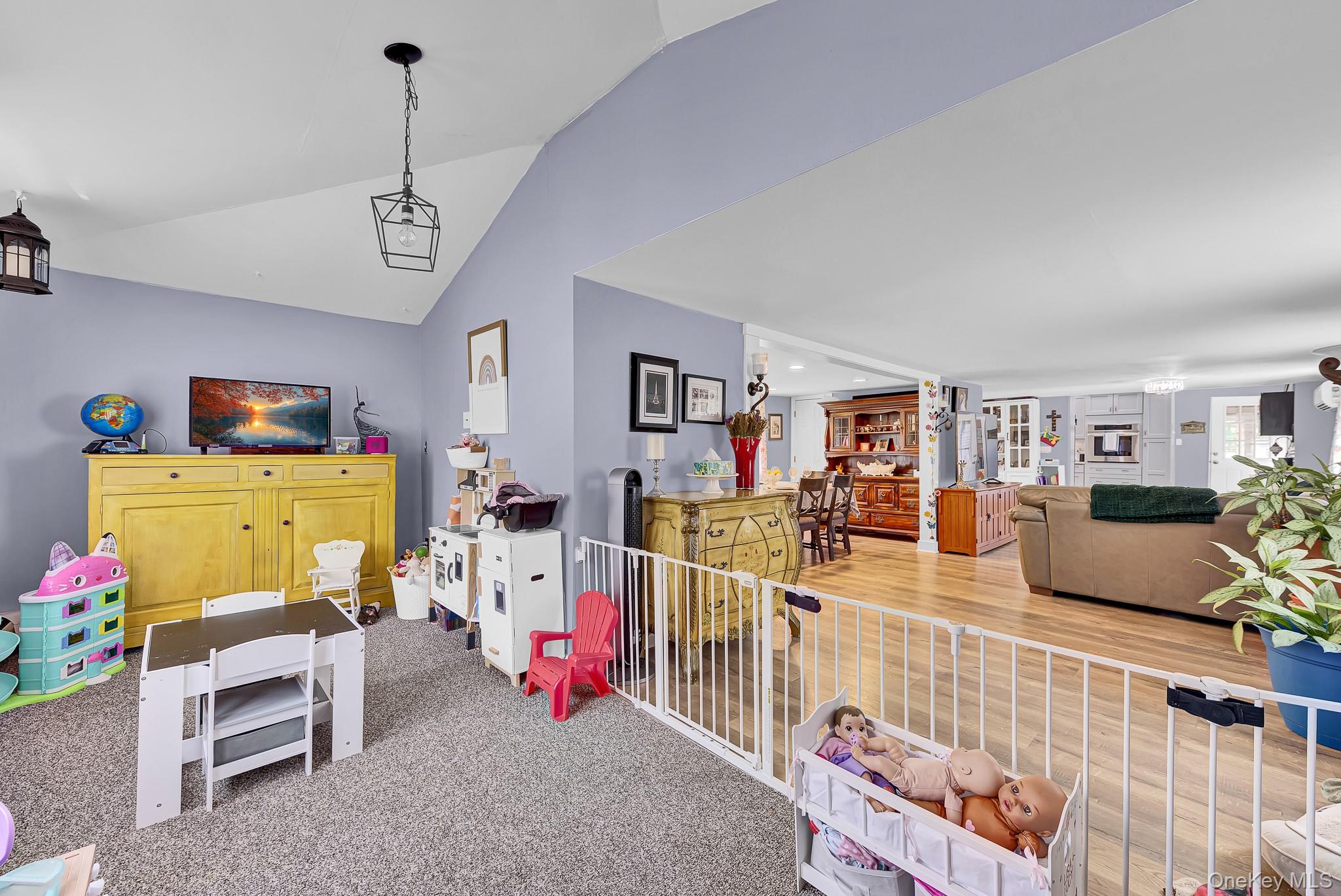 1116 Montauk Highway Property Photo 14