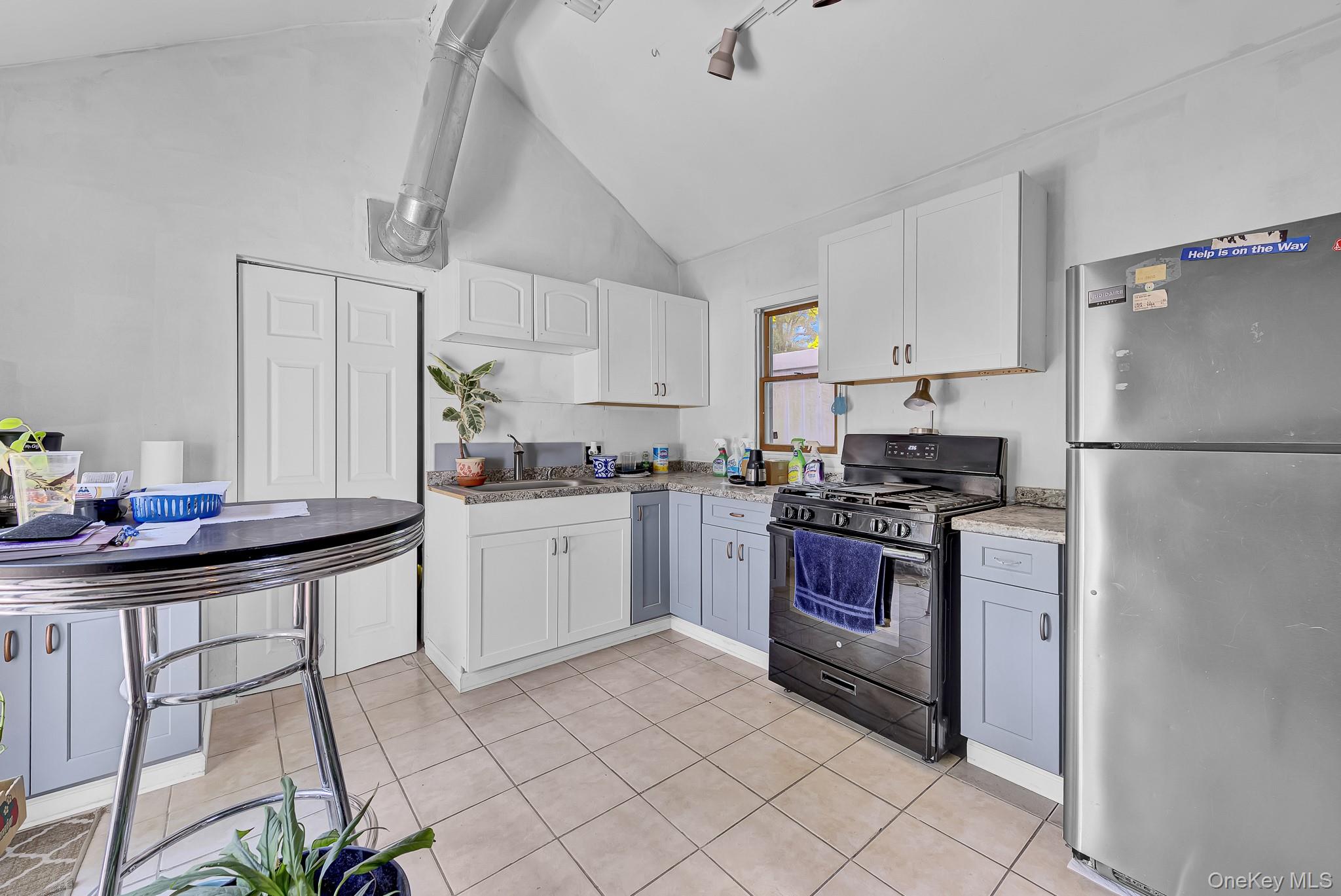 1116 Montauk Highway Property Photo 27