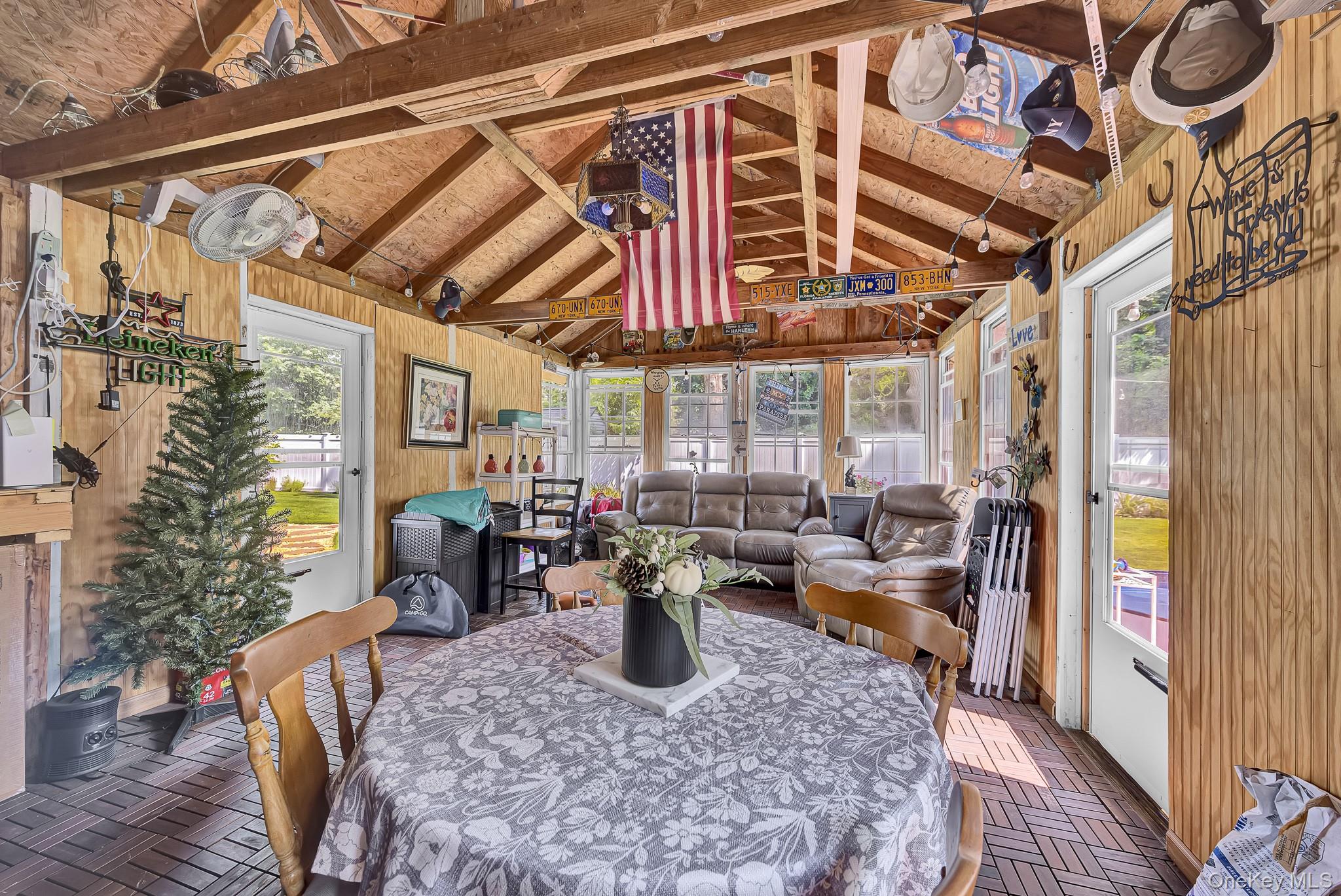 1116 Montauk Highway Property Photo 32