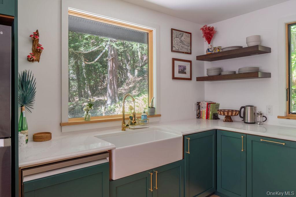 4594 State Route 97 Property Photo 10