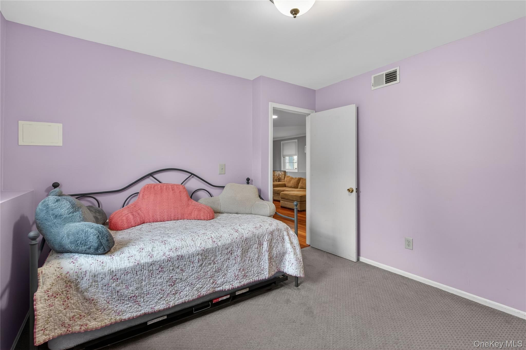 5 Columbia Circle Property Photo 25