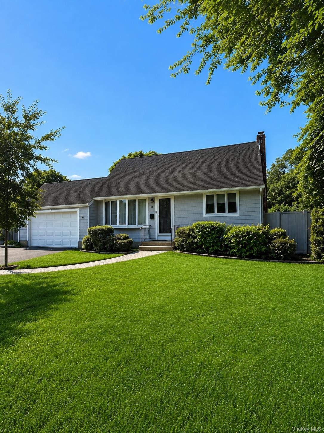 18 Lotus Road Property Photo 1