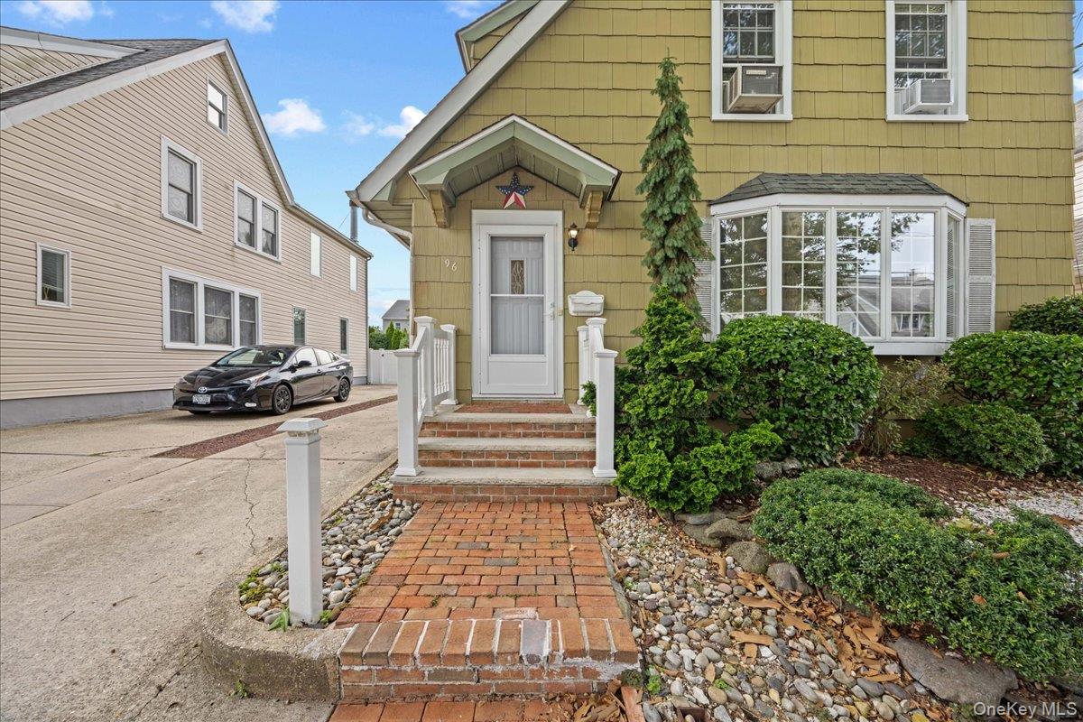 96 Capitol Avenue Property Photo 3
