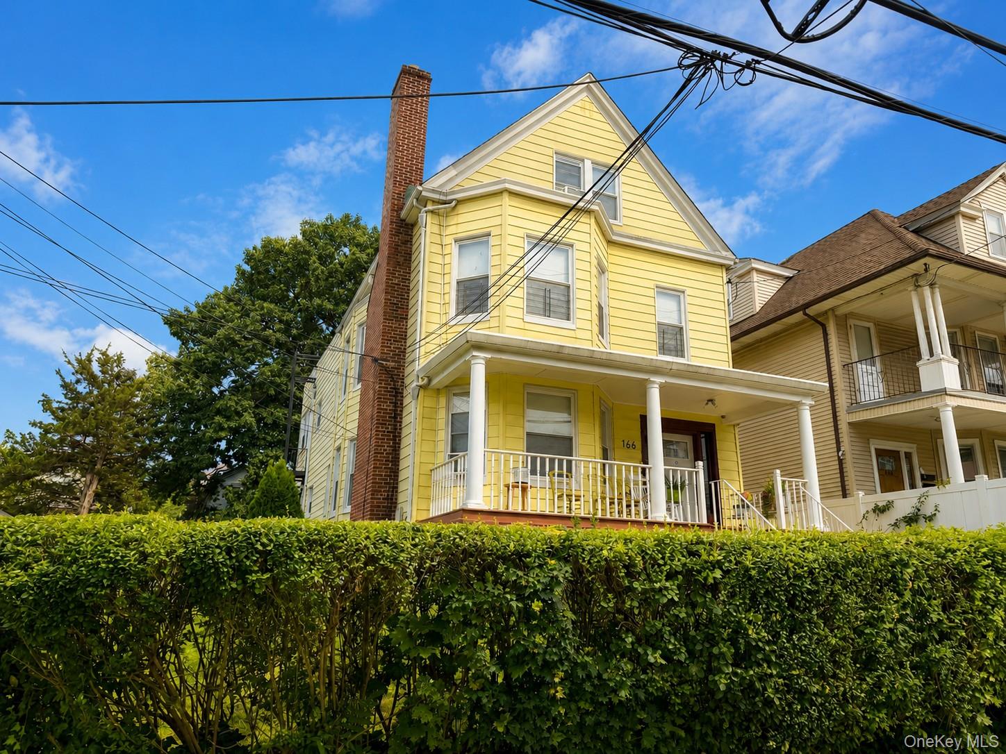 166 Beechwood Avenue 2R Property Photo 1