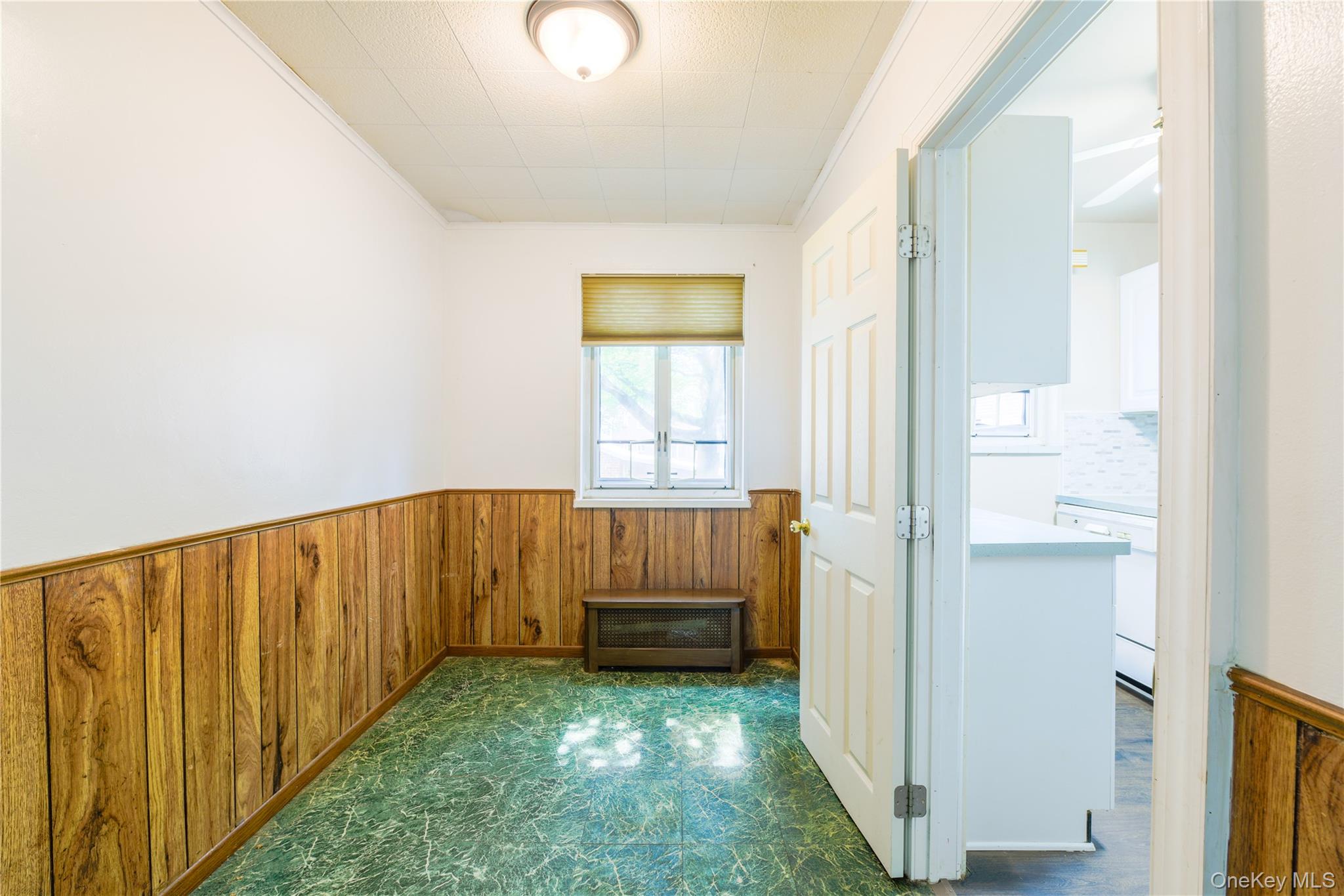 225-35 88 Avenue 42-9 Property Photo 8