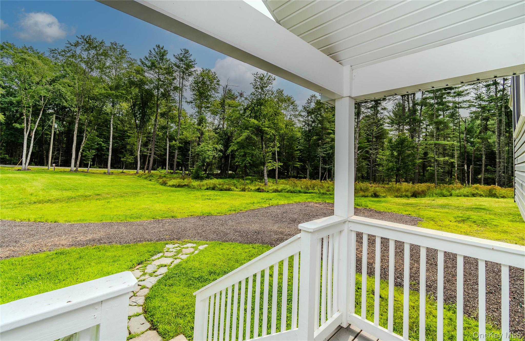 26 Summit Drive Property Photo 5