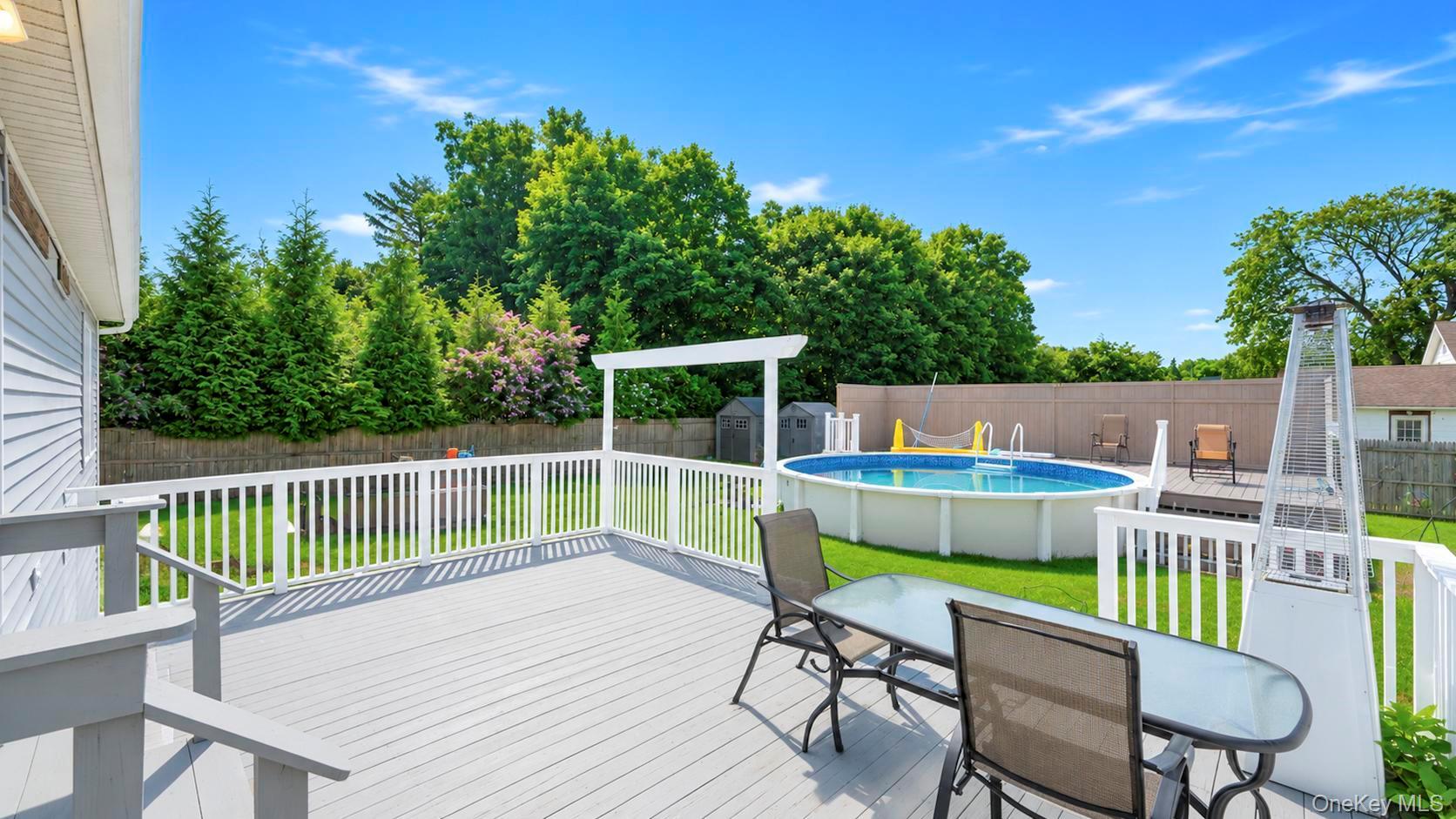 28 Mapleton Avenue Property Photo 14
