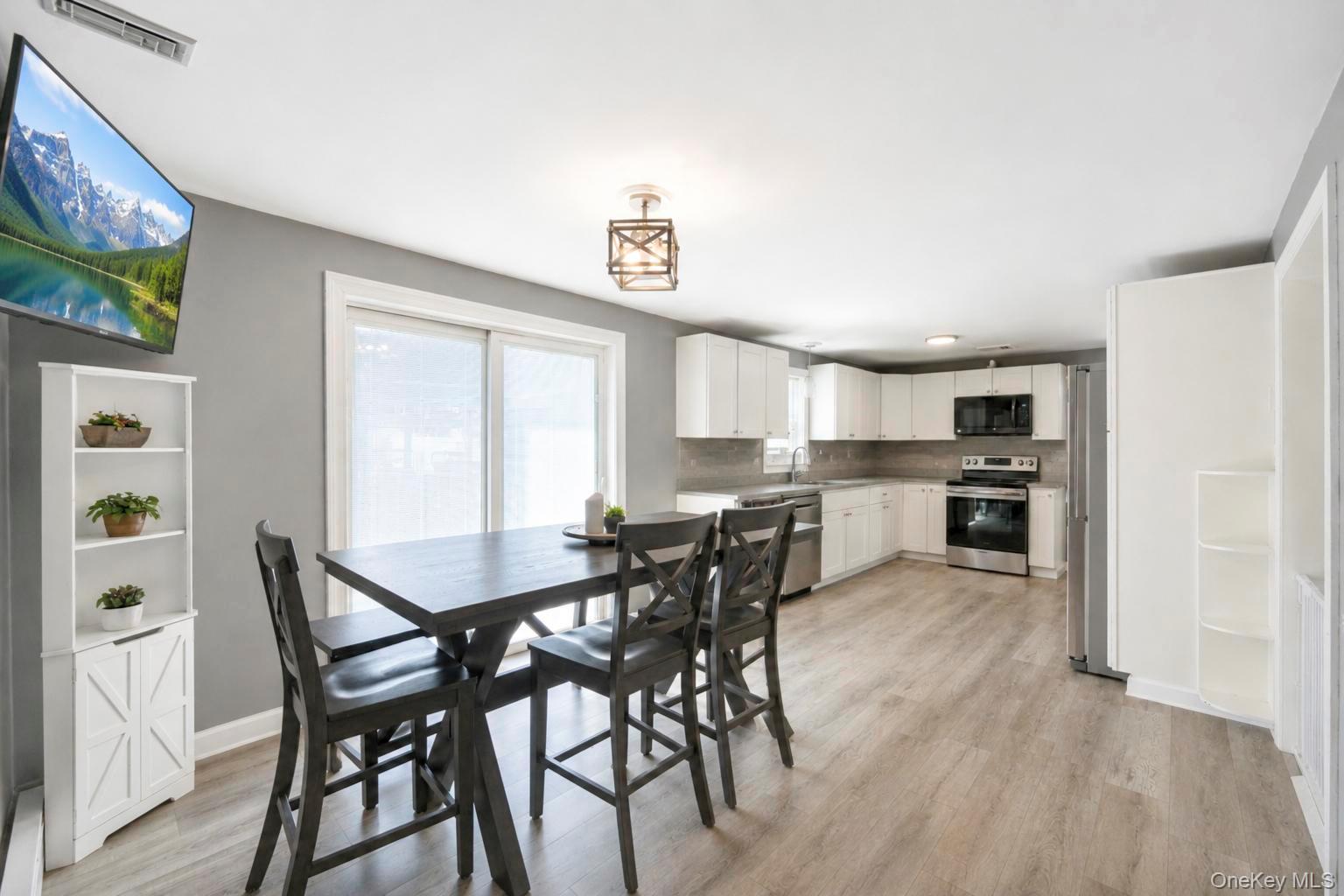 28 Mapleton Avenue Property Photo 20