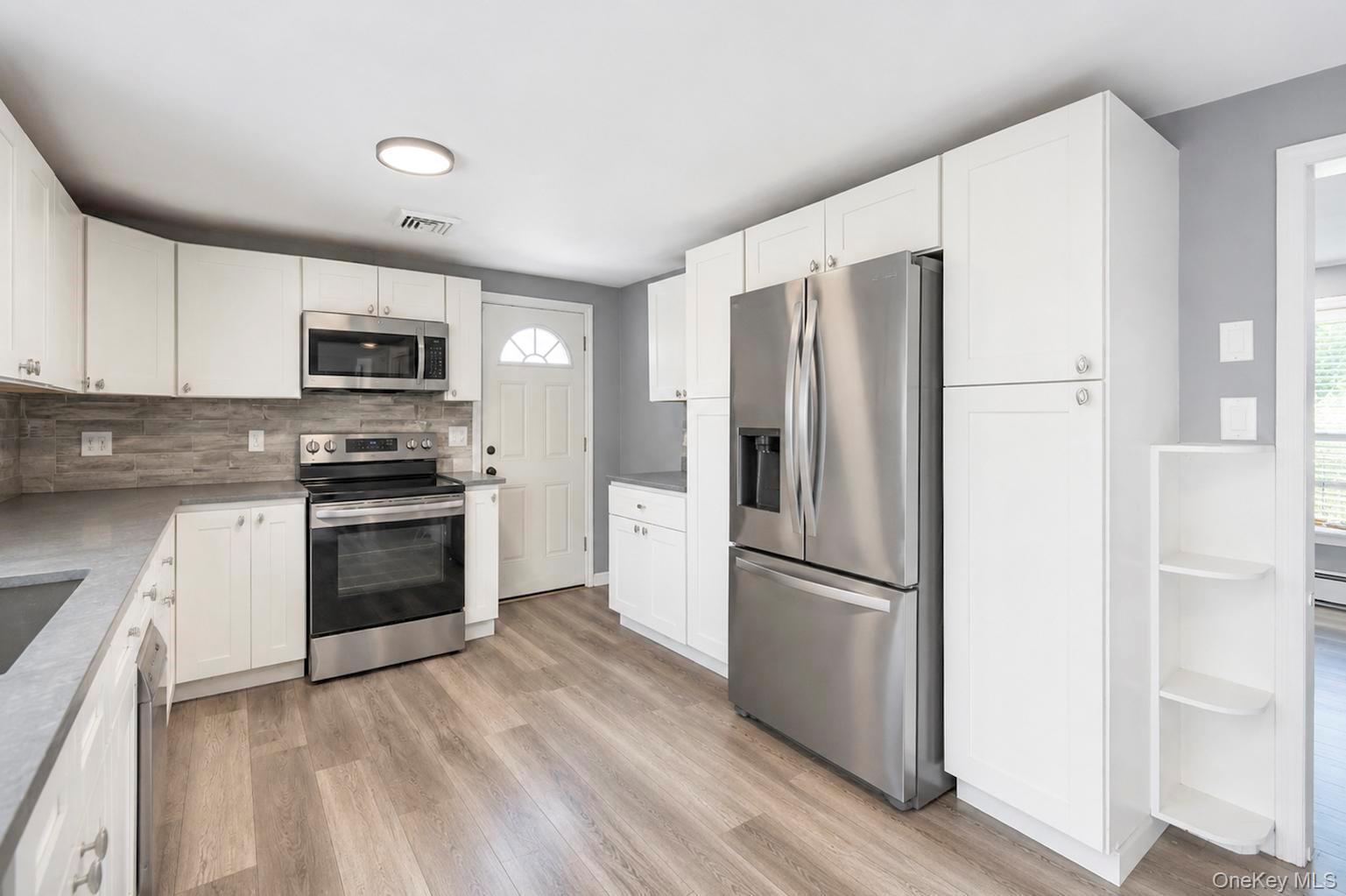 28 Mapleton Avenue Property Photo 24