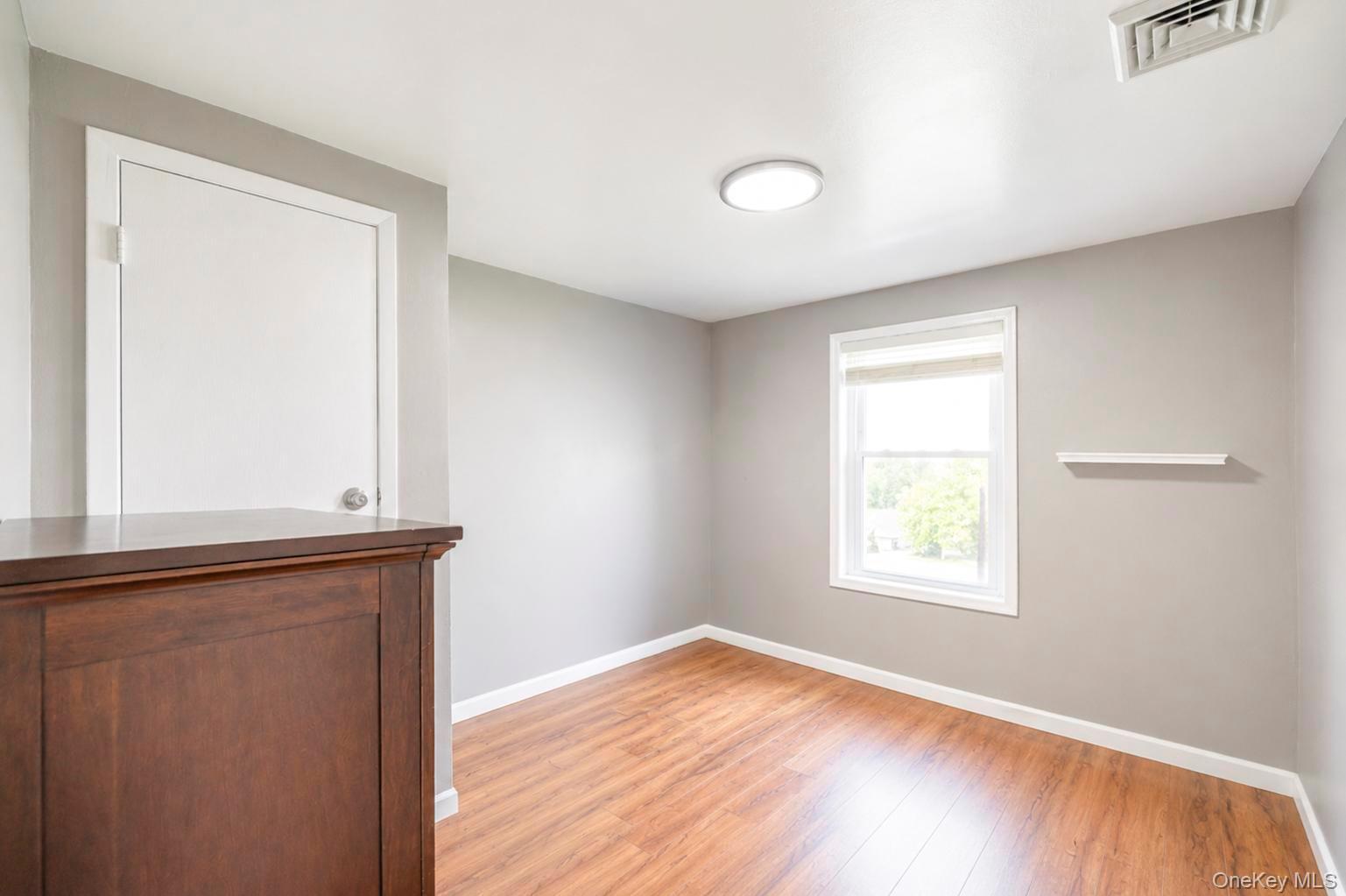 28 Mapleton Avenue Property Photo 30