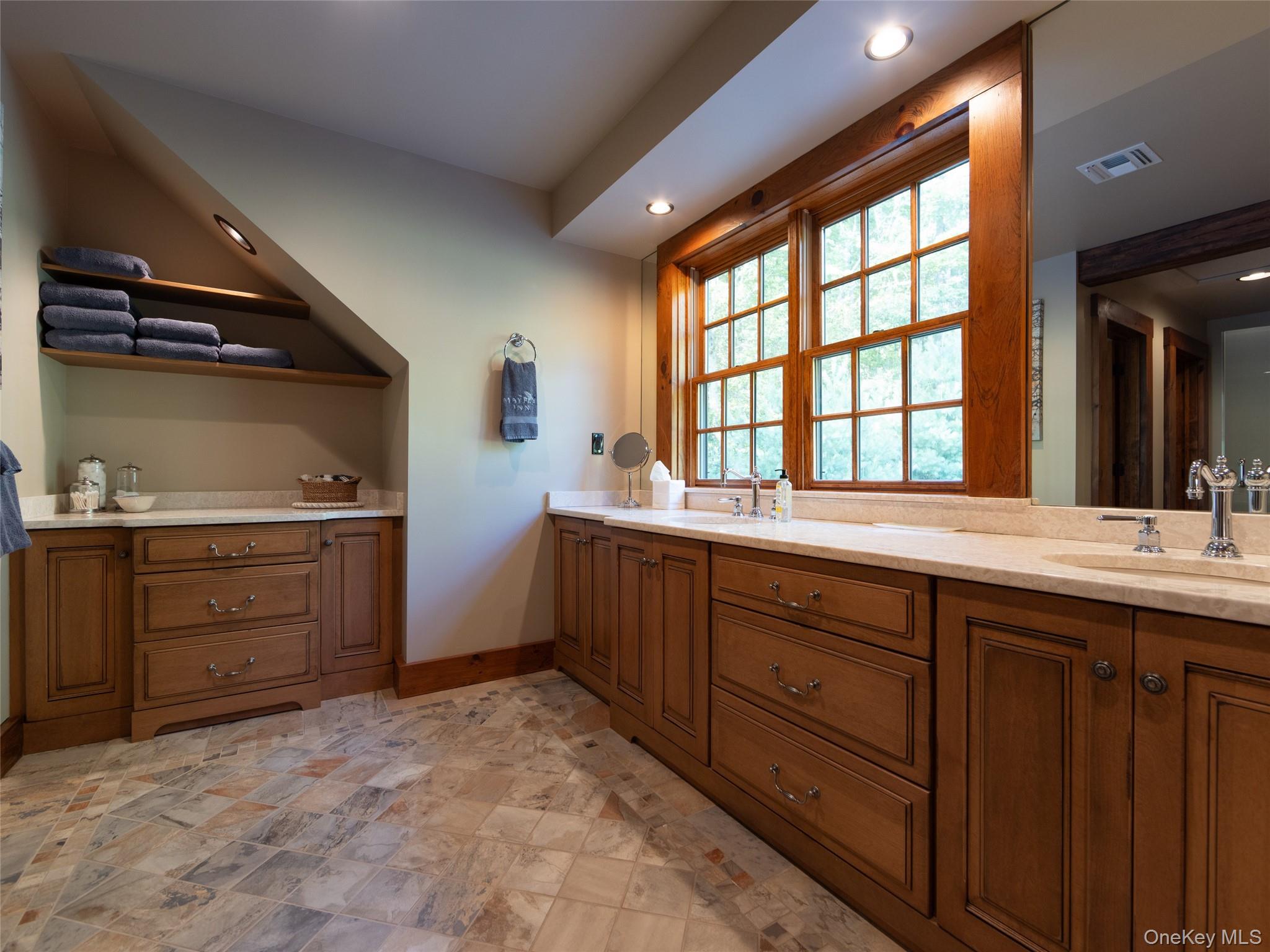 60 Top Ridge Trail Property Photo 26