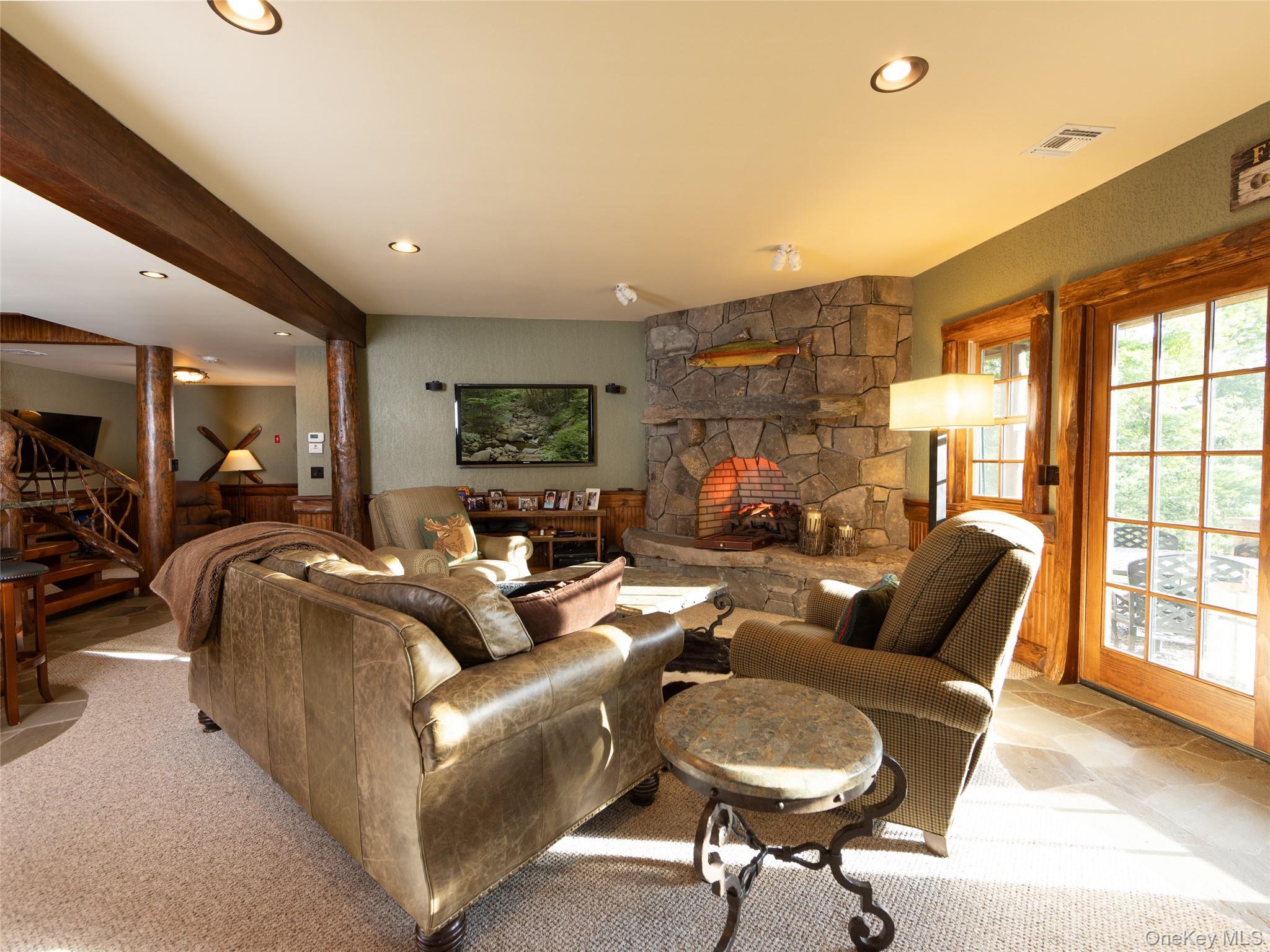 60 Top Ridge Trail Property Photo 28